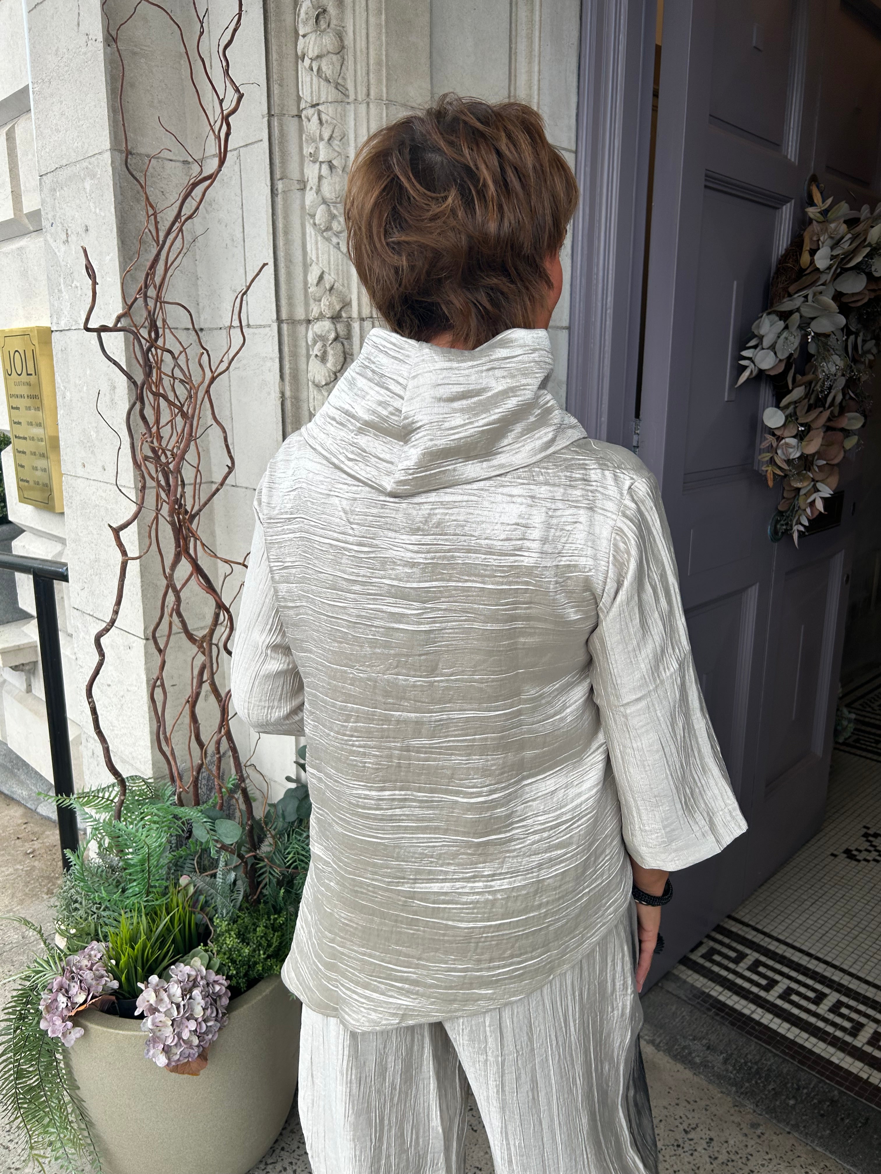 Asymmetric Top in Ivory