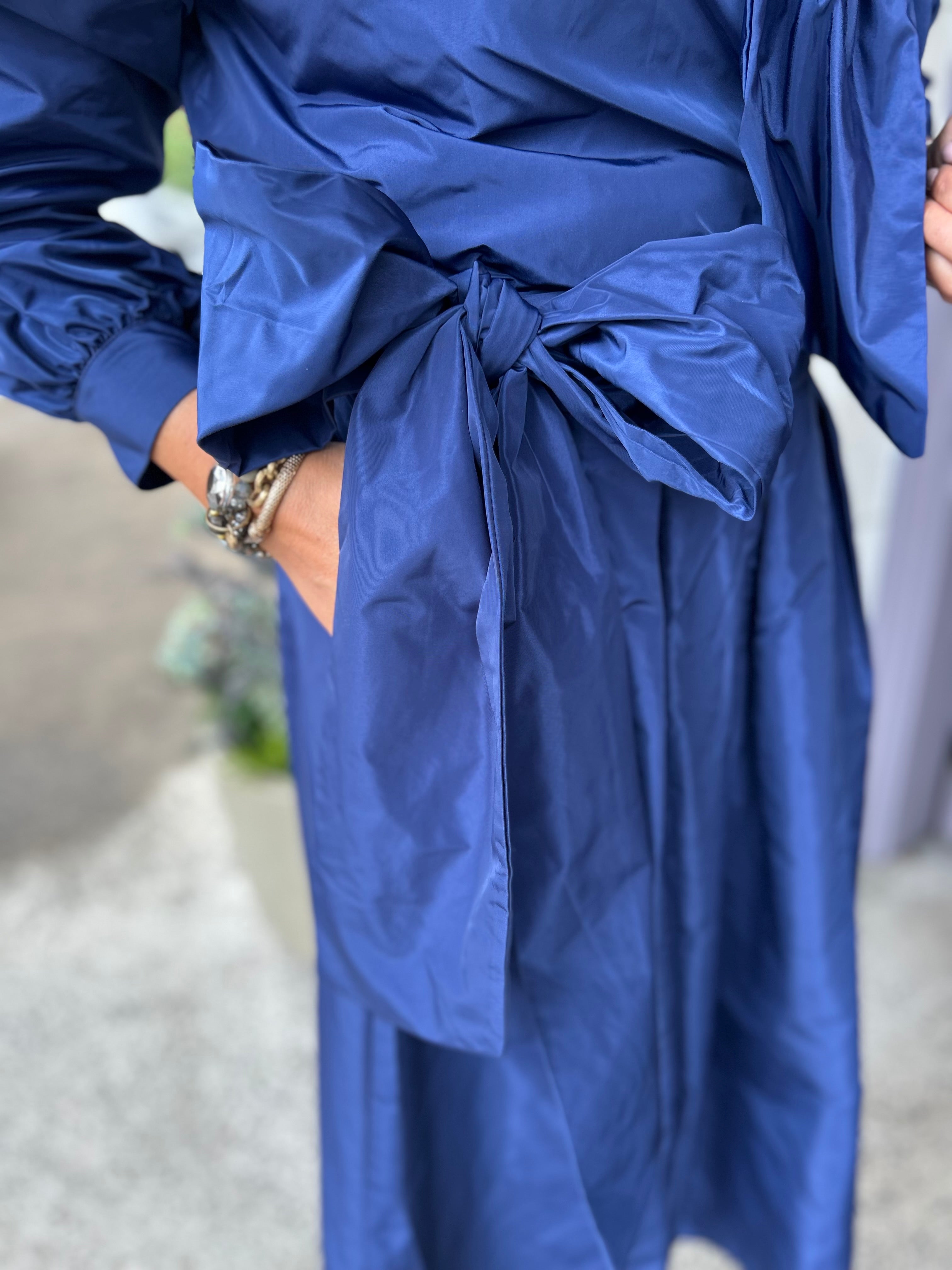 Blair Taffata Skirt in Navy