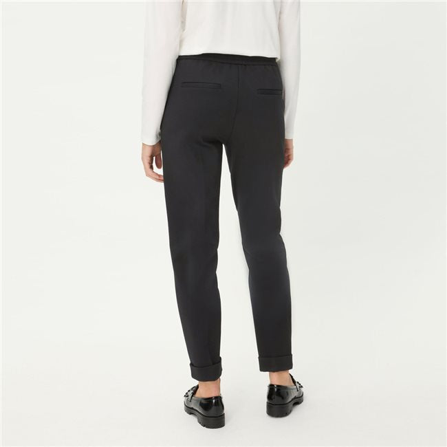 Pull On Cropped Trouser in Black