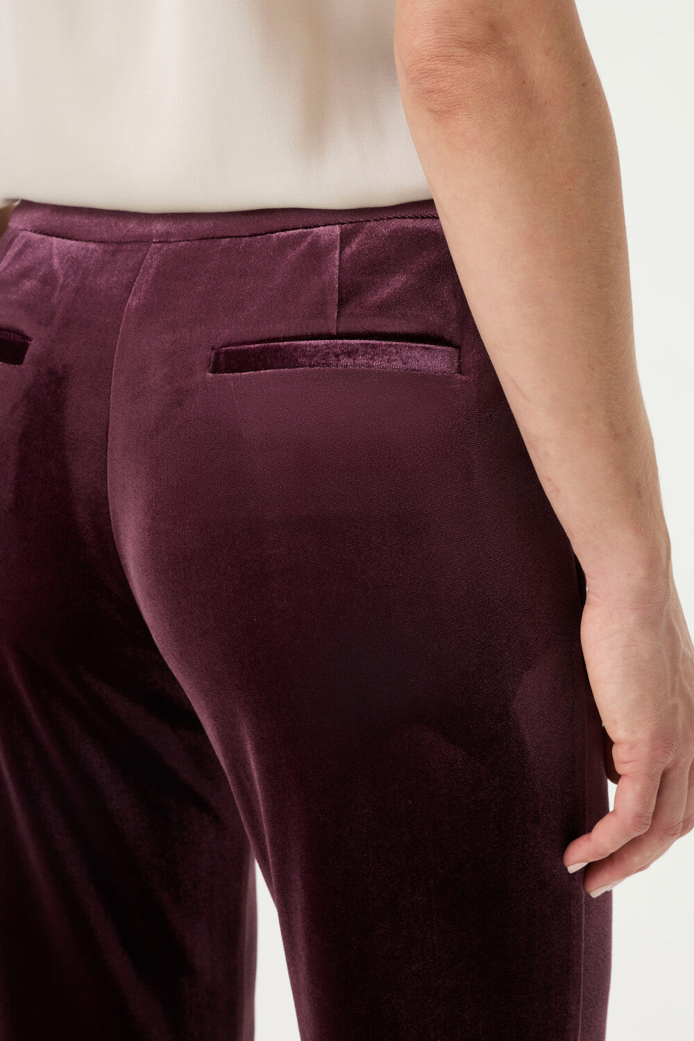Velvet Trouser in Dark Wine
