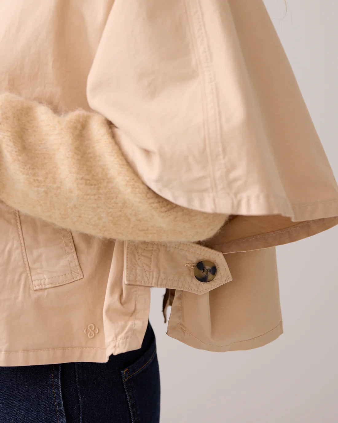 Aurora Stretch Twill Cape in Alpaca