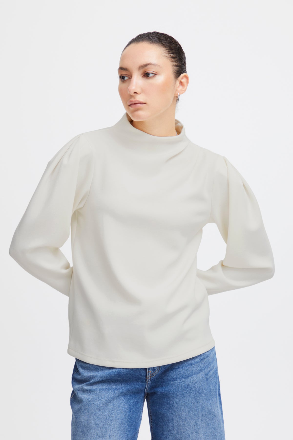 Naida Long Sleeve T-Shirt in Star White