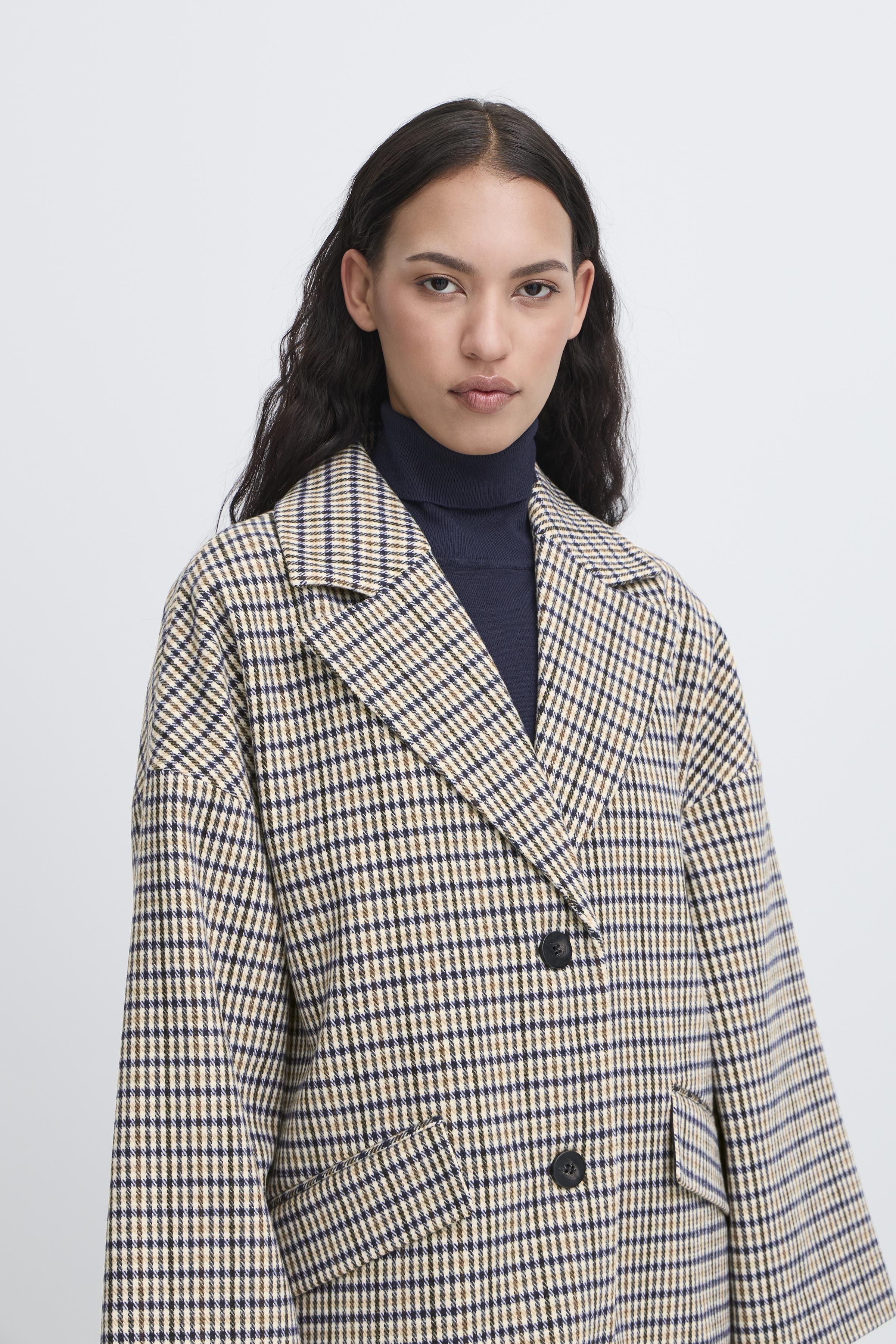 Emmalu Jacket in Dark Navy