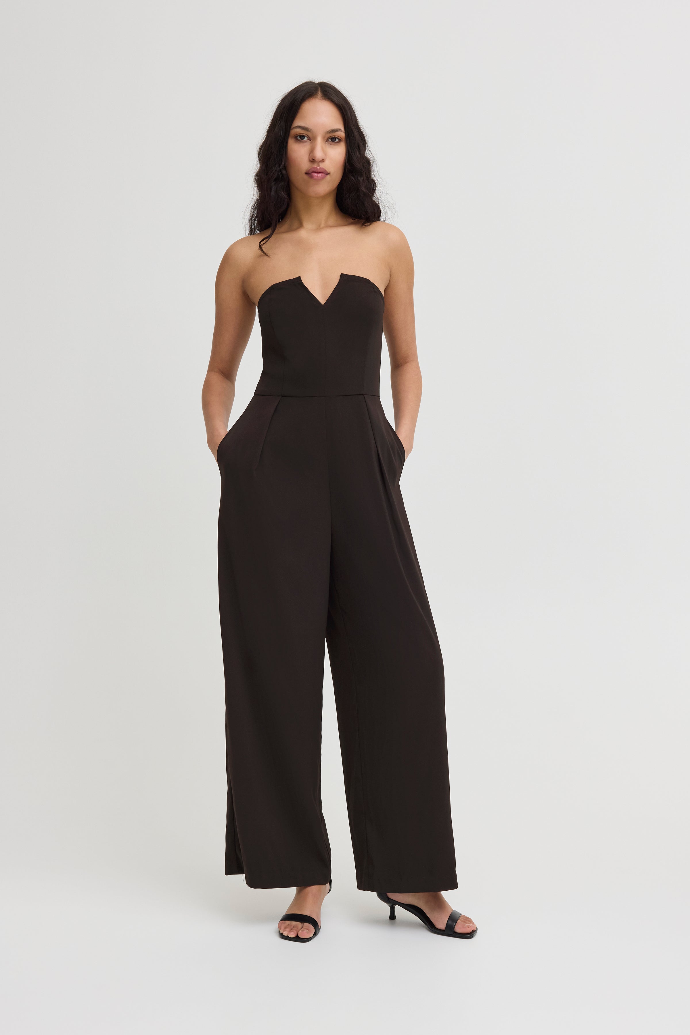 Quanda Jumpsuit in Black