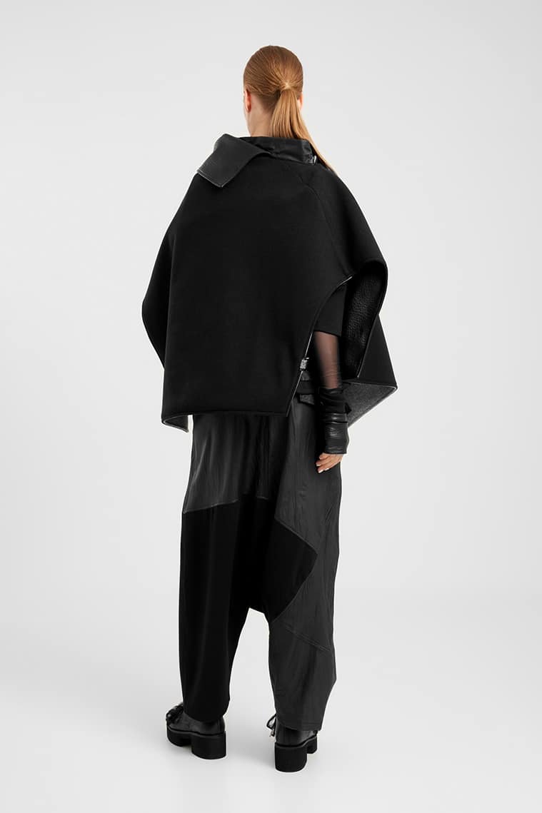 Reversible Poncho in Grey