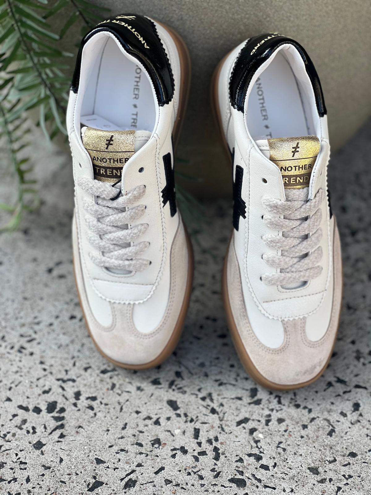 Lace Up Gum Sole Trainer in Off White