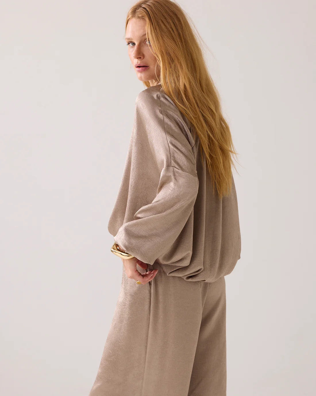 Crinkle Satin Blouse in Funghi