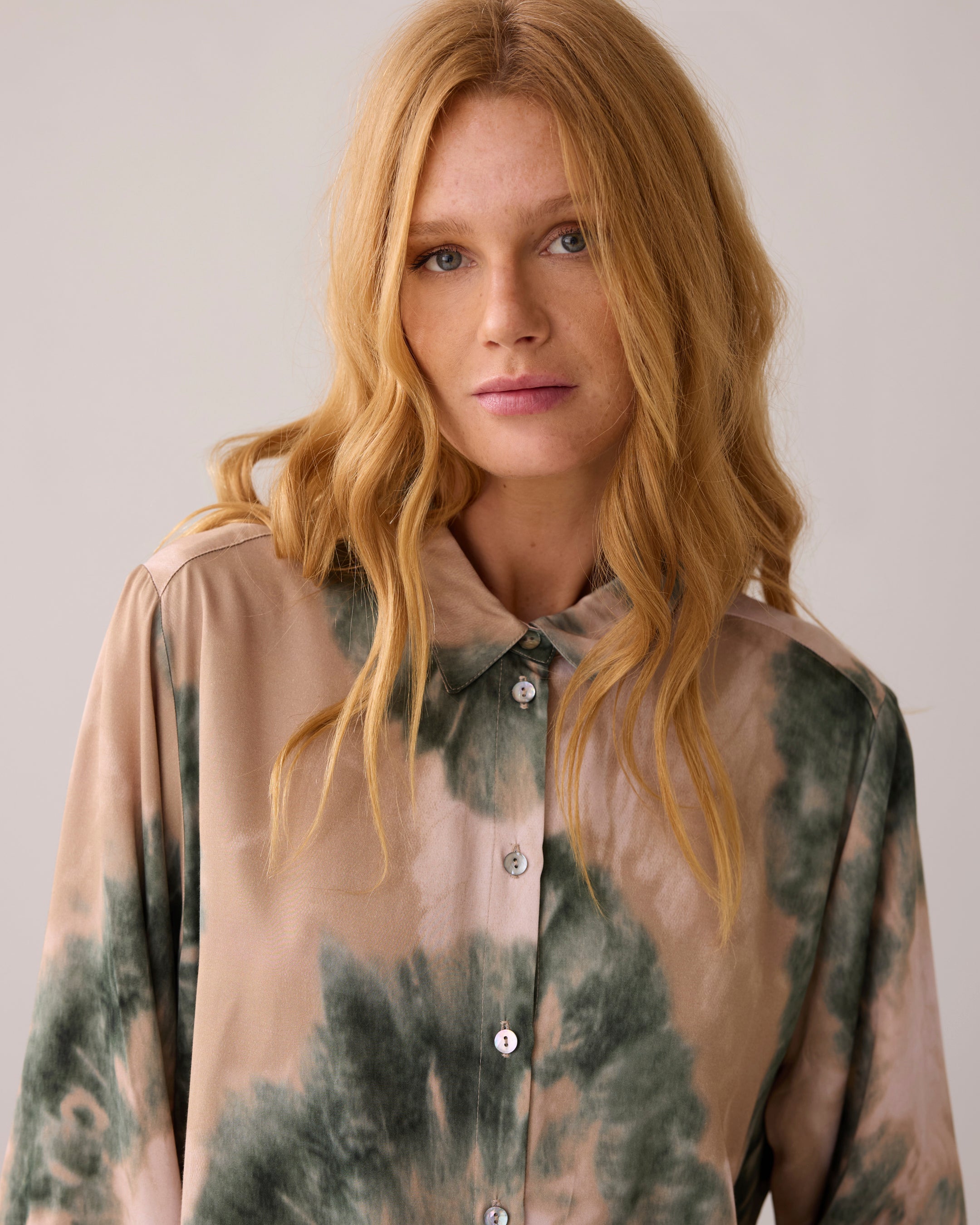 Tie Dye Blouse in Moss Green
