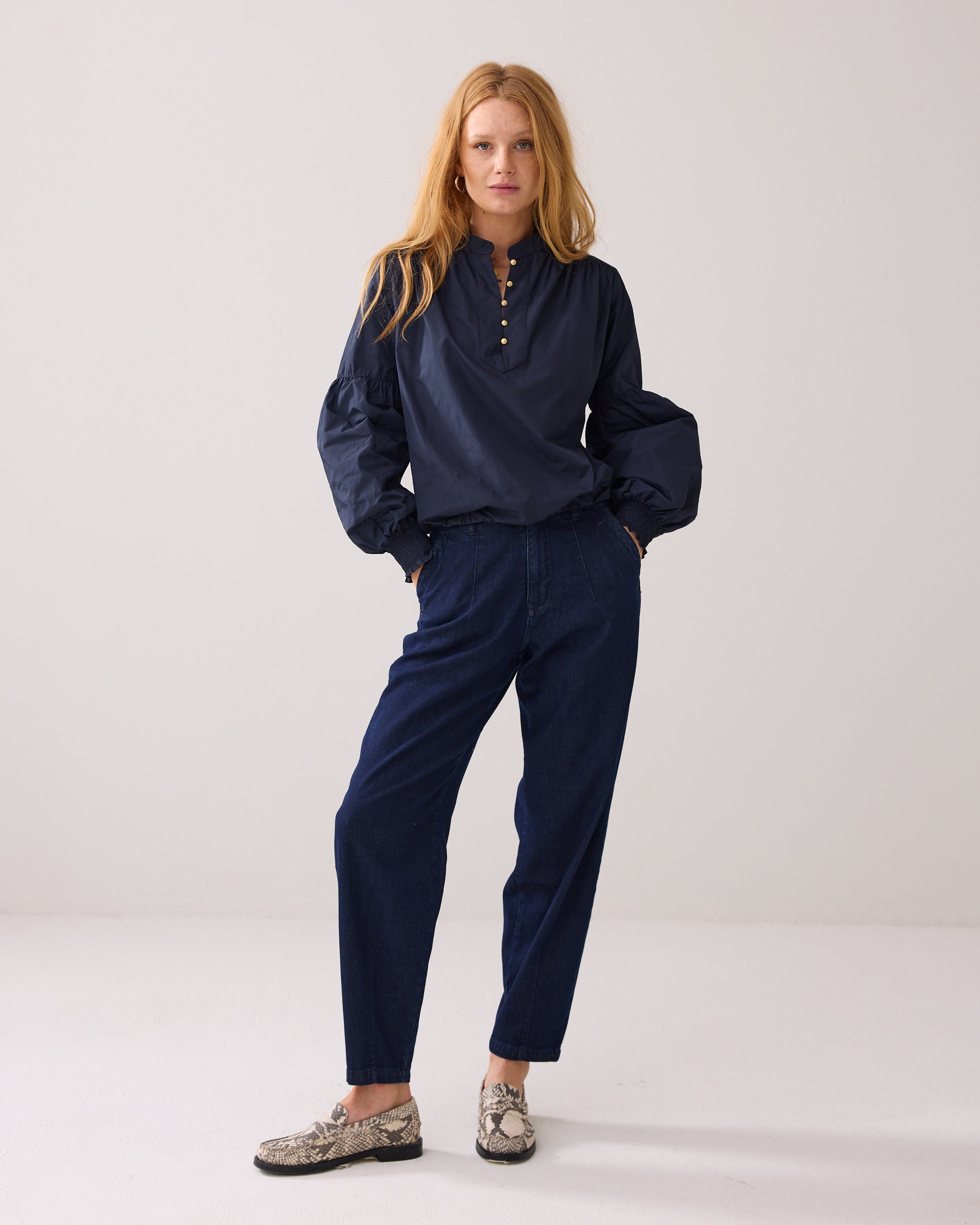 Taft Light Top in Midnight Blue