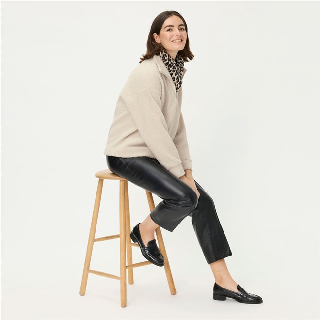 Long Sleeve Sweatshirt in Almond Beige