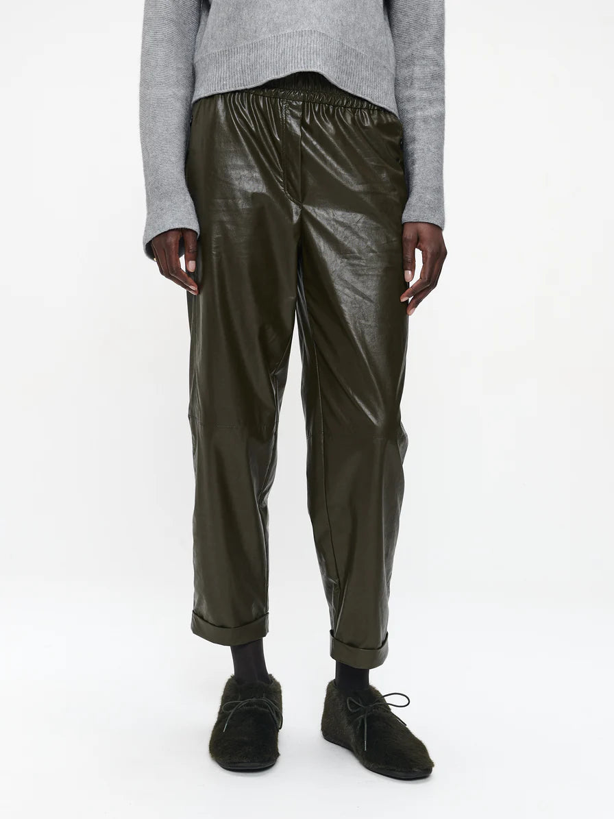 Daphne Eco Leather Trouser in Army