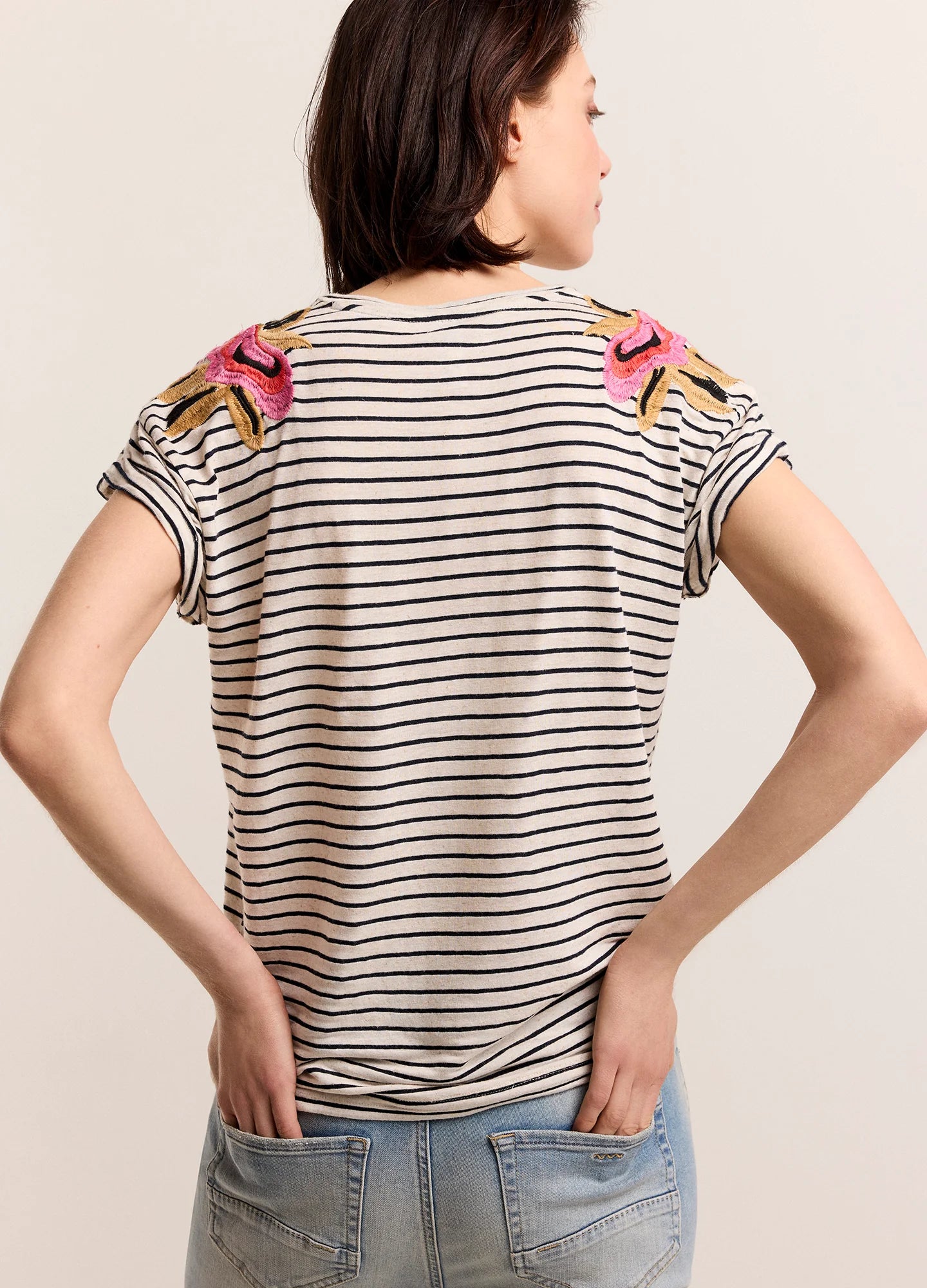 T-Shirt with Floral Embroidery in Multi