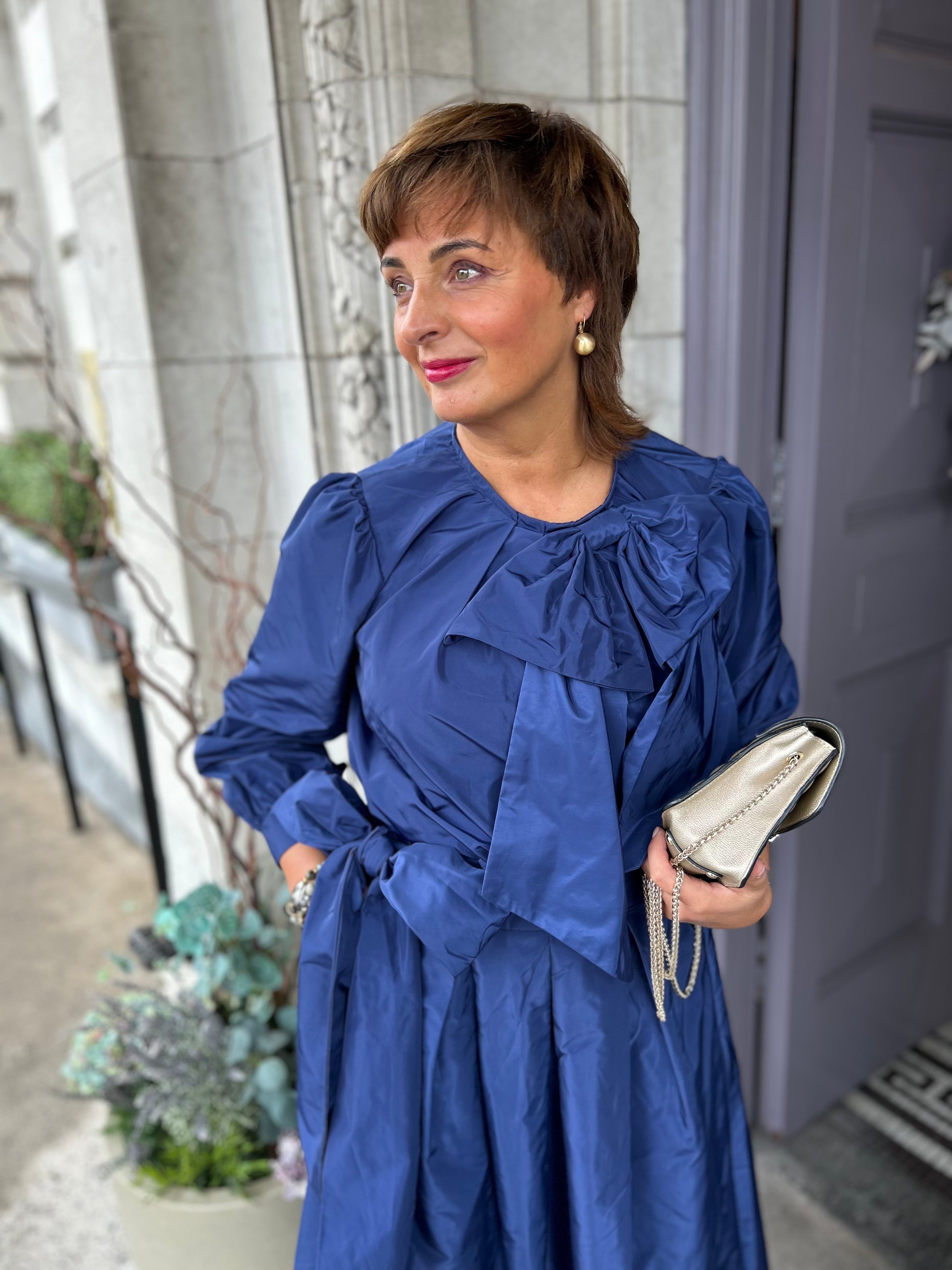 Aria Bow Taffeta Top in Navy