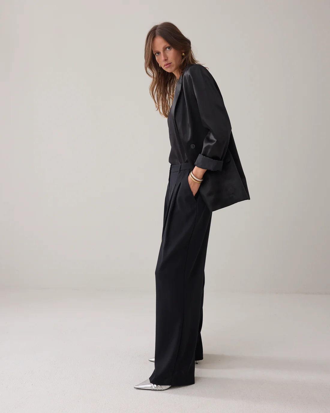 Wide Fluid Trouser in Black
