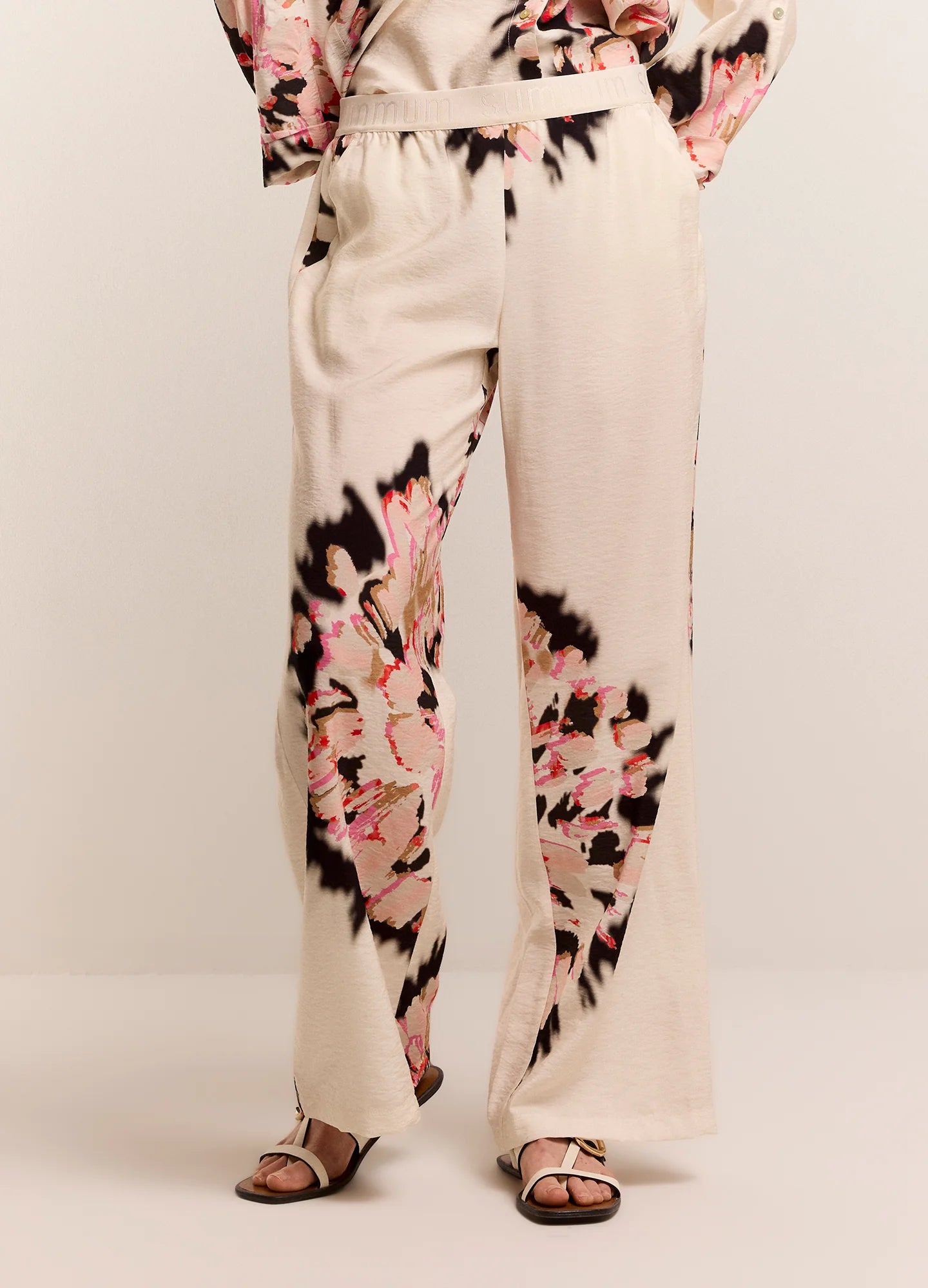 Long Trouser with Floral Print in Ivory