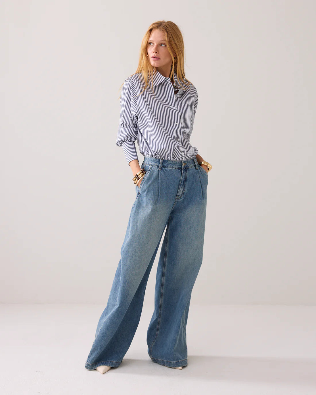 Ultra Wide Leg Jeans in Blue