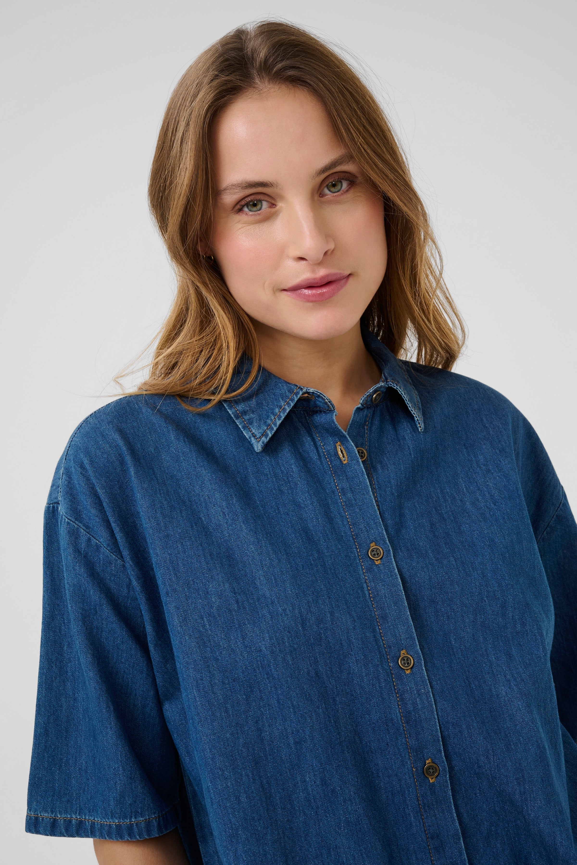 Berteline Arpa Denim Shirt in Dark Blue Wash