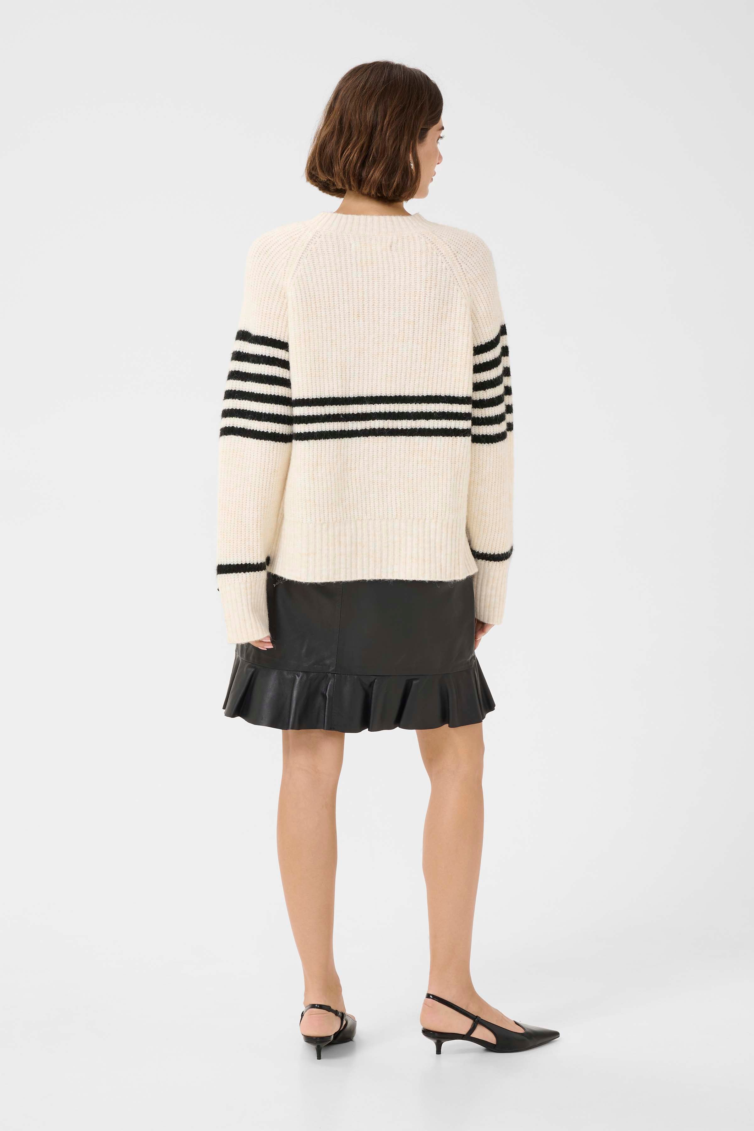 Nicky Kimmy Stripe Pullover in Whitecap/Black