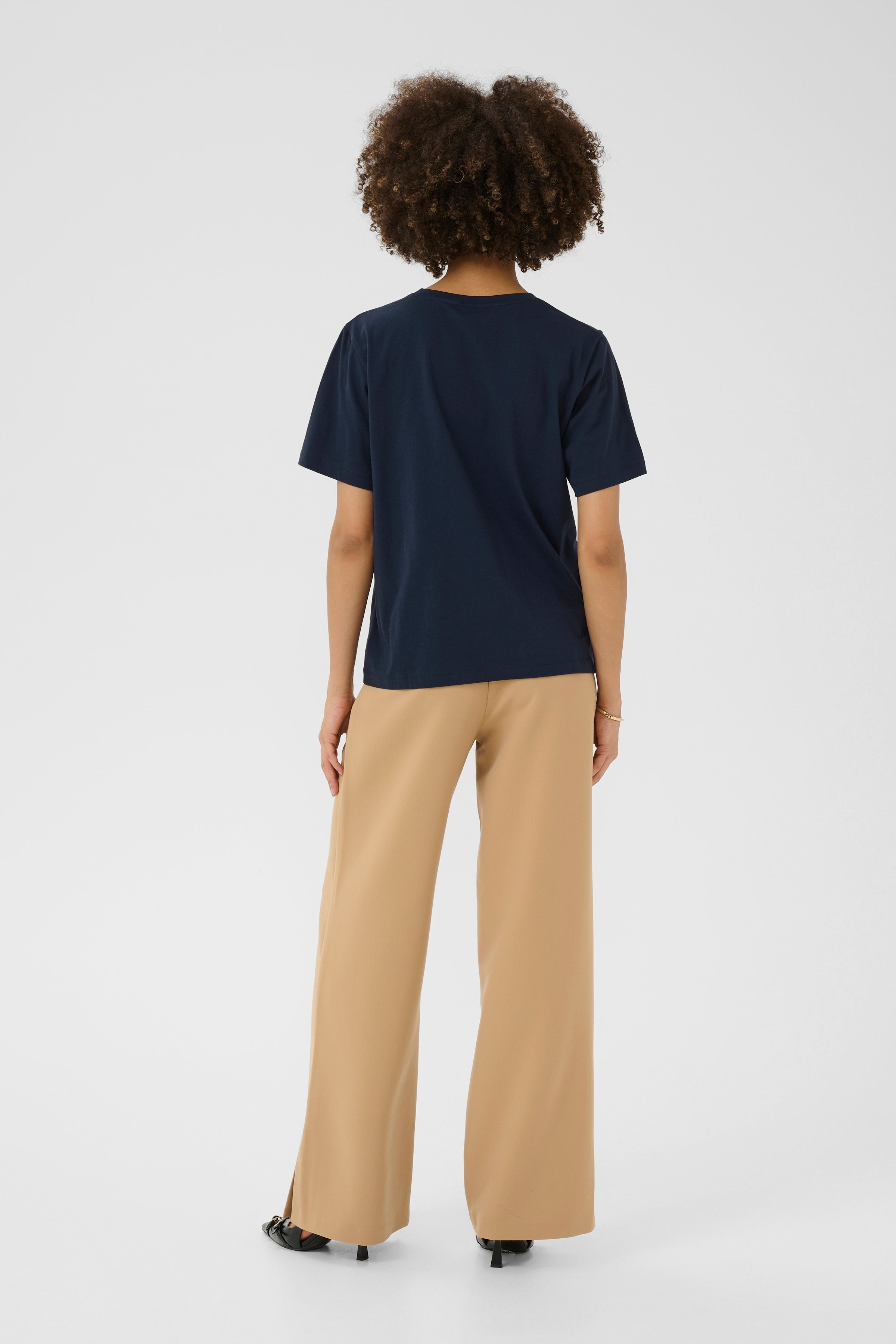 Gab Amora T-Shirt in Salute/Blue Floral