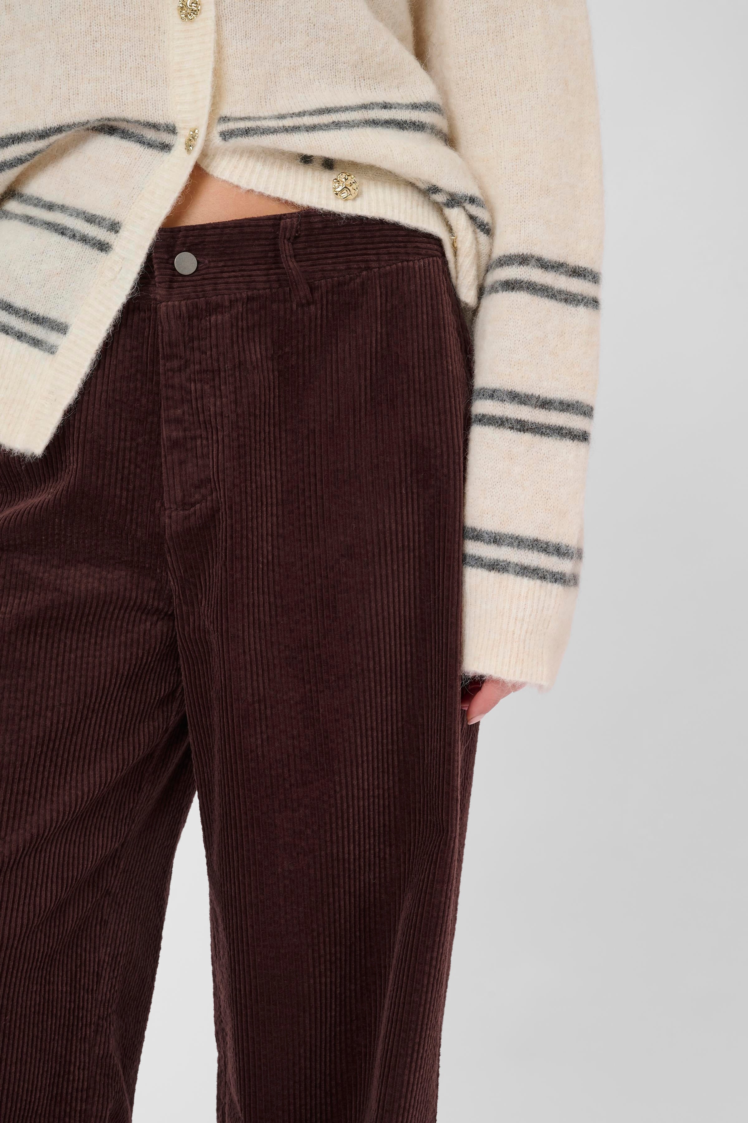 Baela Klay Pants in Bitter Chocolate