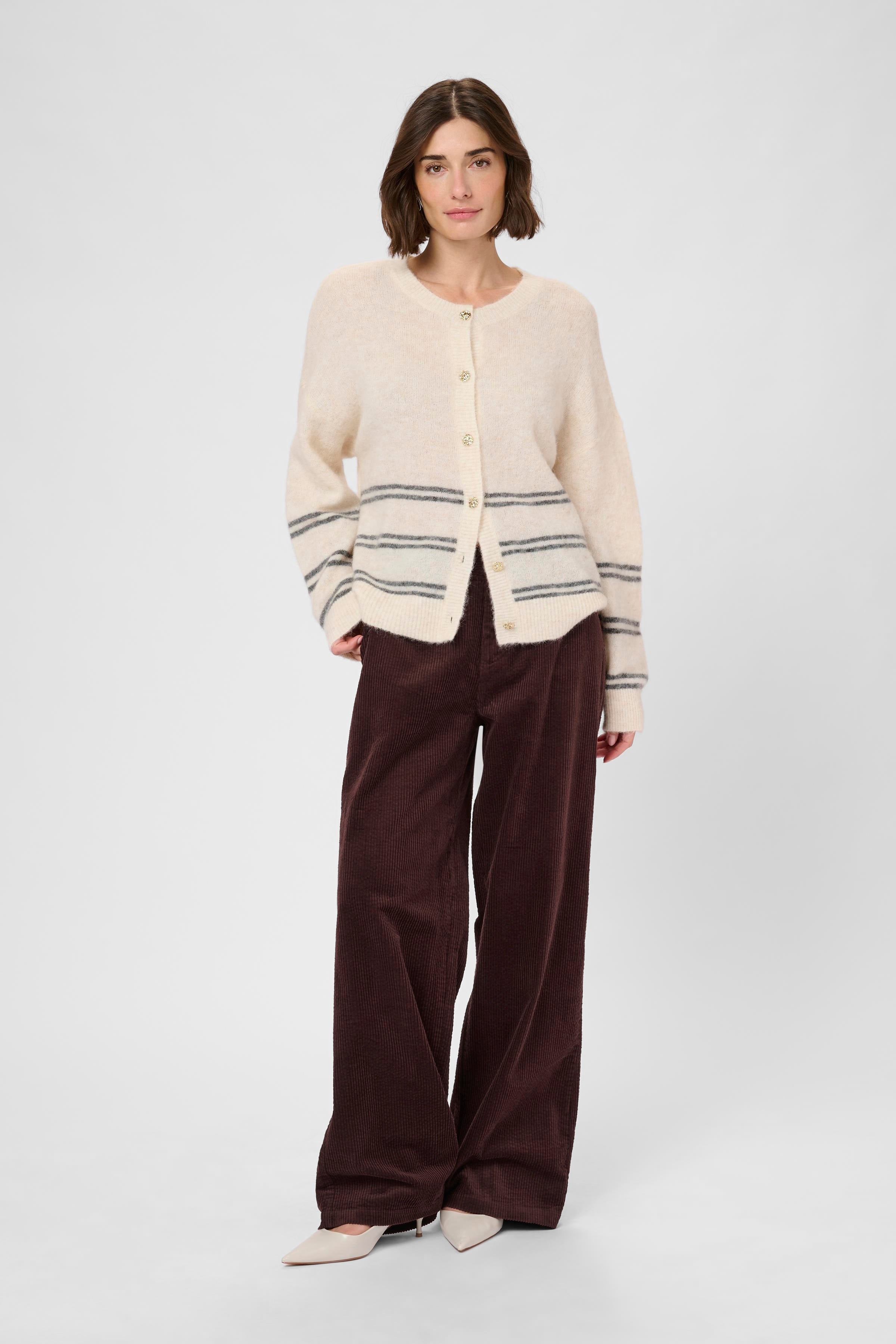 Baela Klay Pants in Bitter Chocolate
