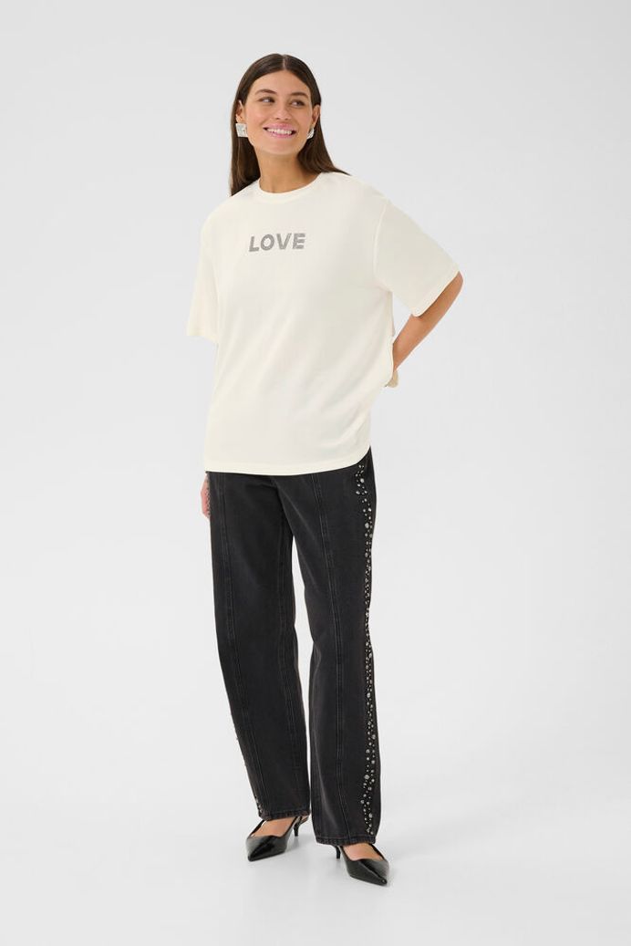 Love T-Shirt in Spring Gardenia