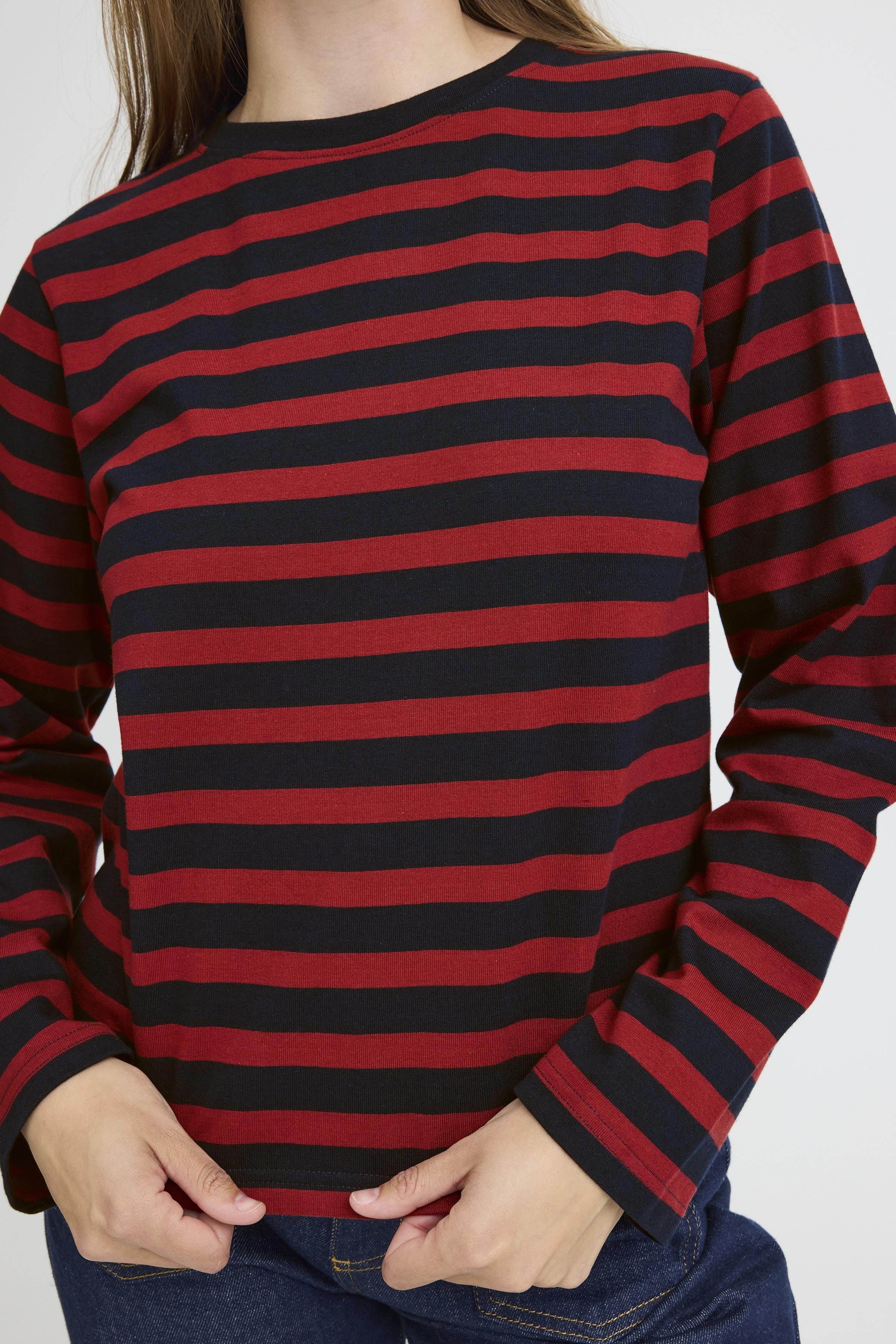 Sahana T-Shirt in Navy Burned Red