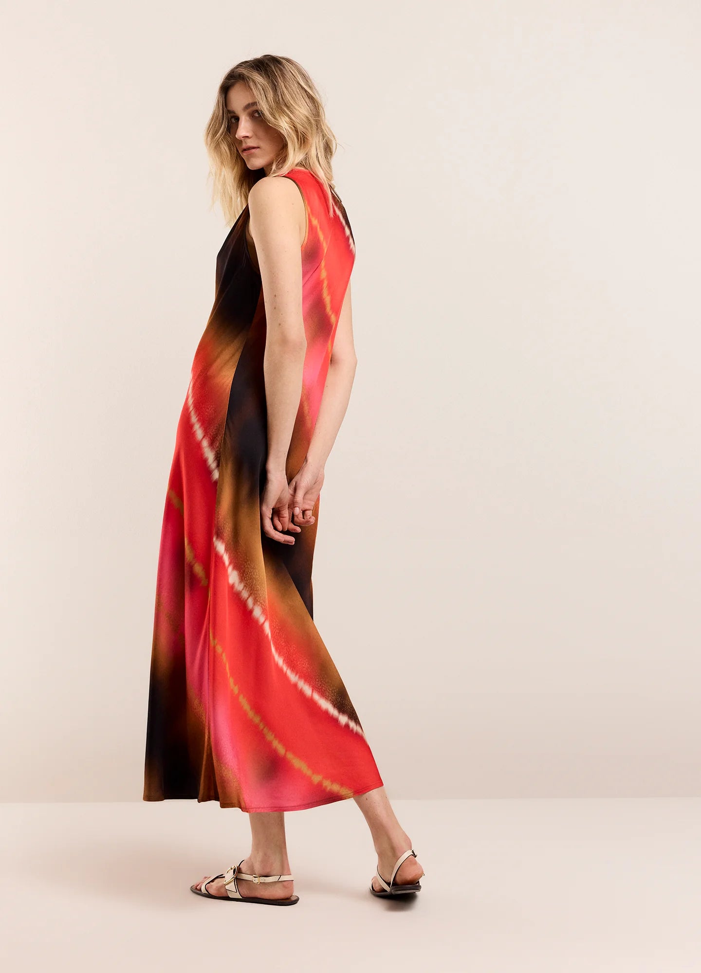 Sleeveless Faded Print Dress in Multicolour