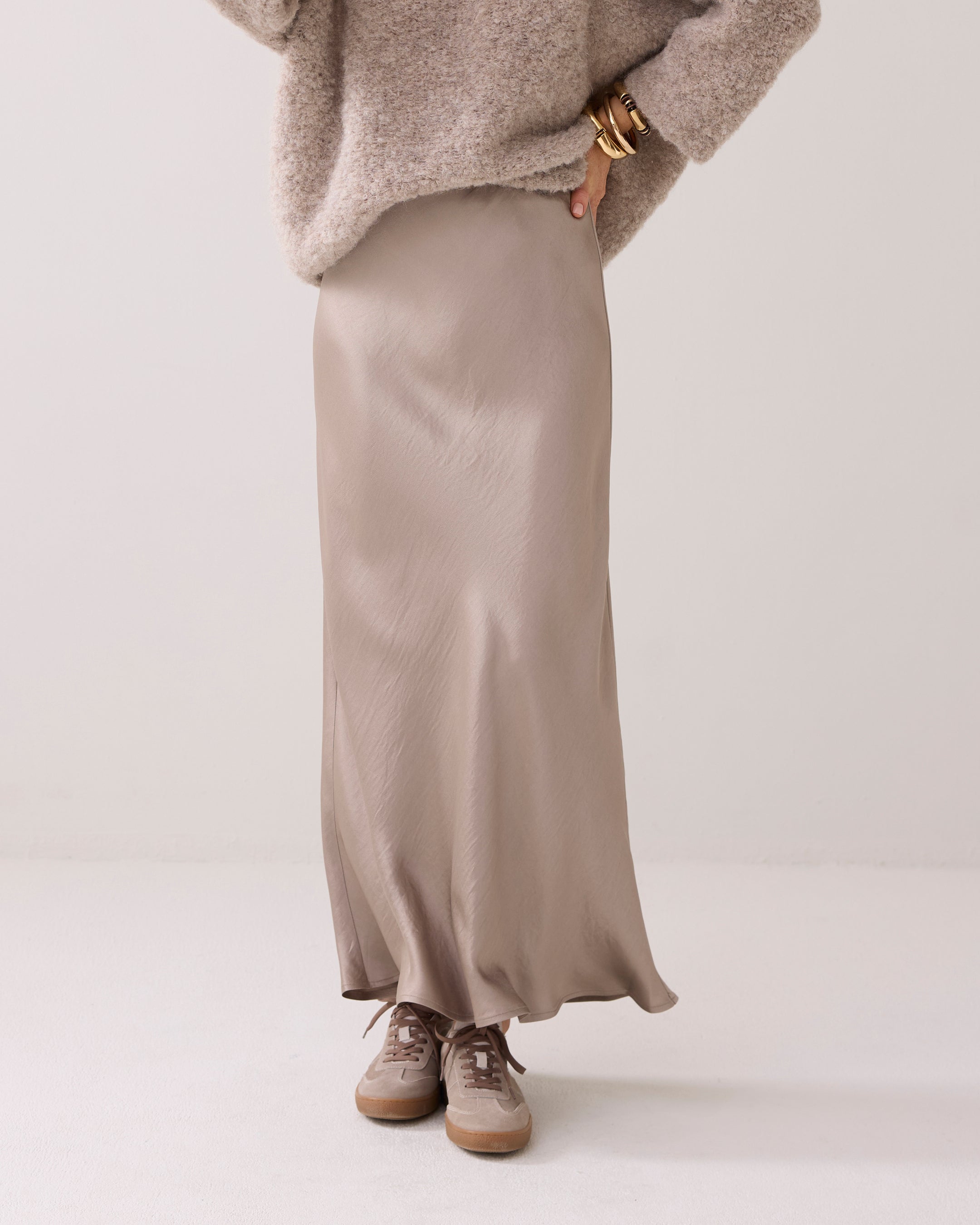 Heavy Silky Touch Skirt in Funghi