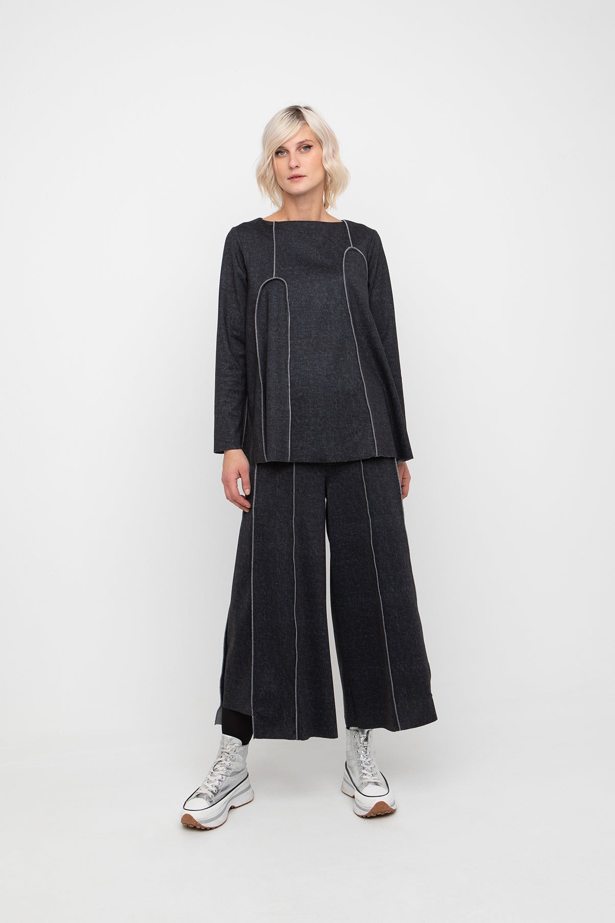 Trousers in Black Denim