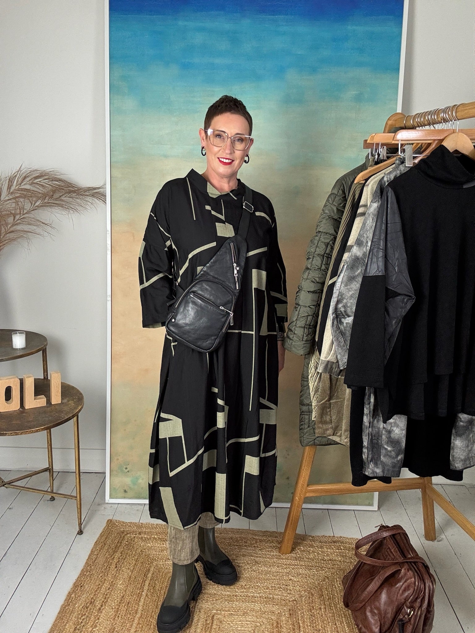 Sona Dress in Black/Golden Khaki