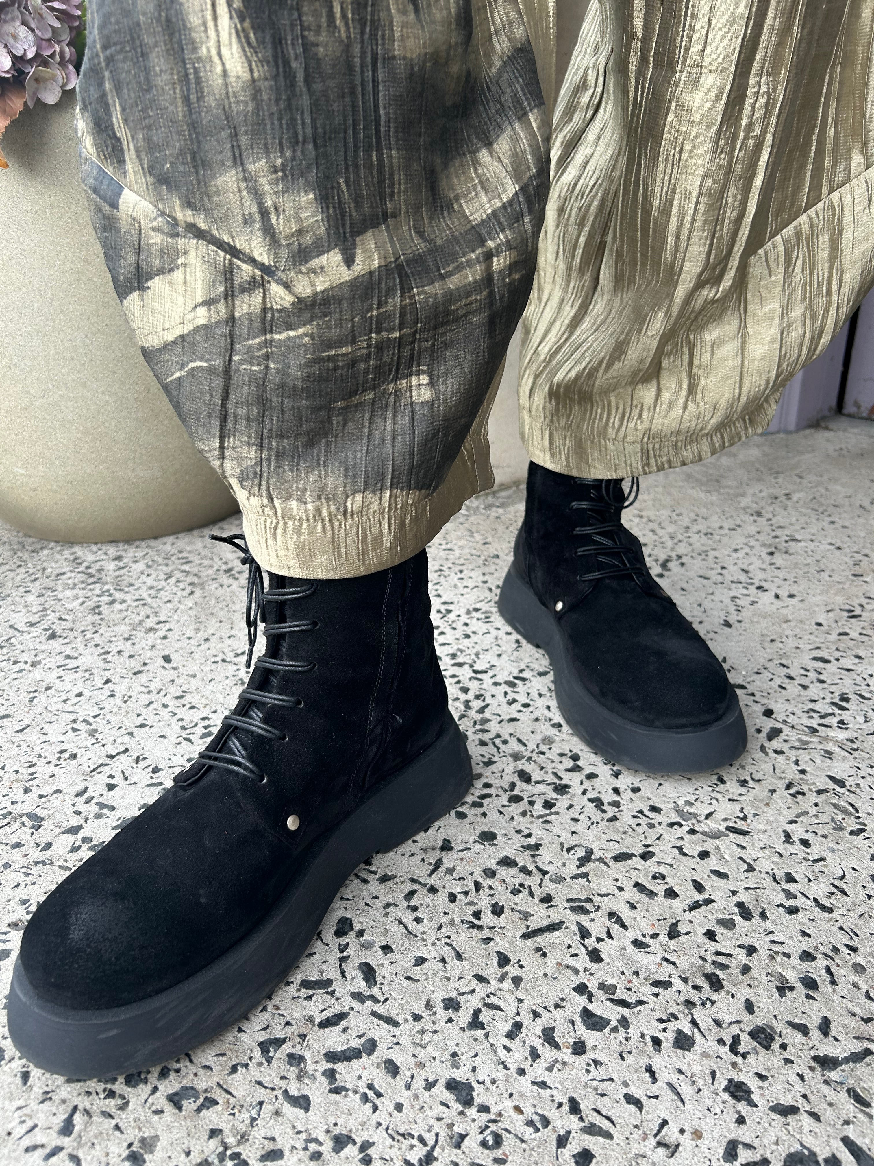 Abstract Trouser in Gold