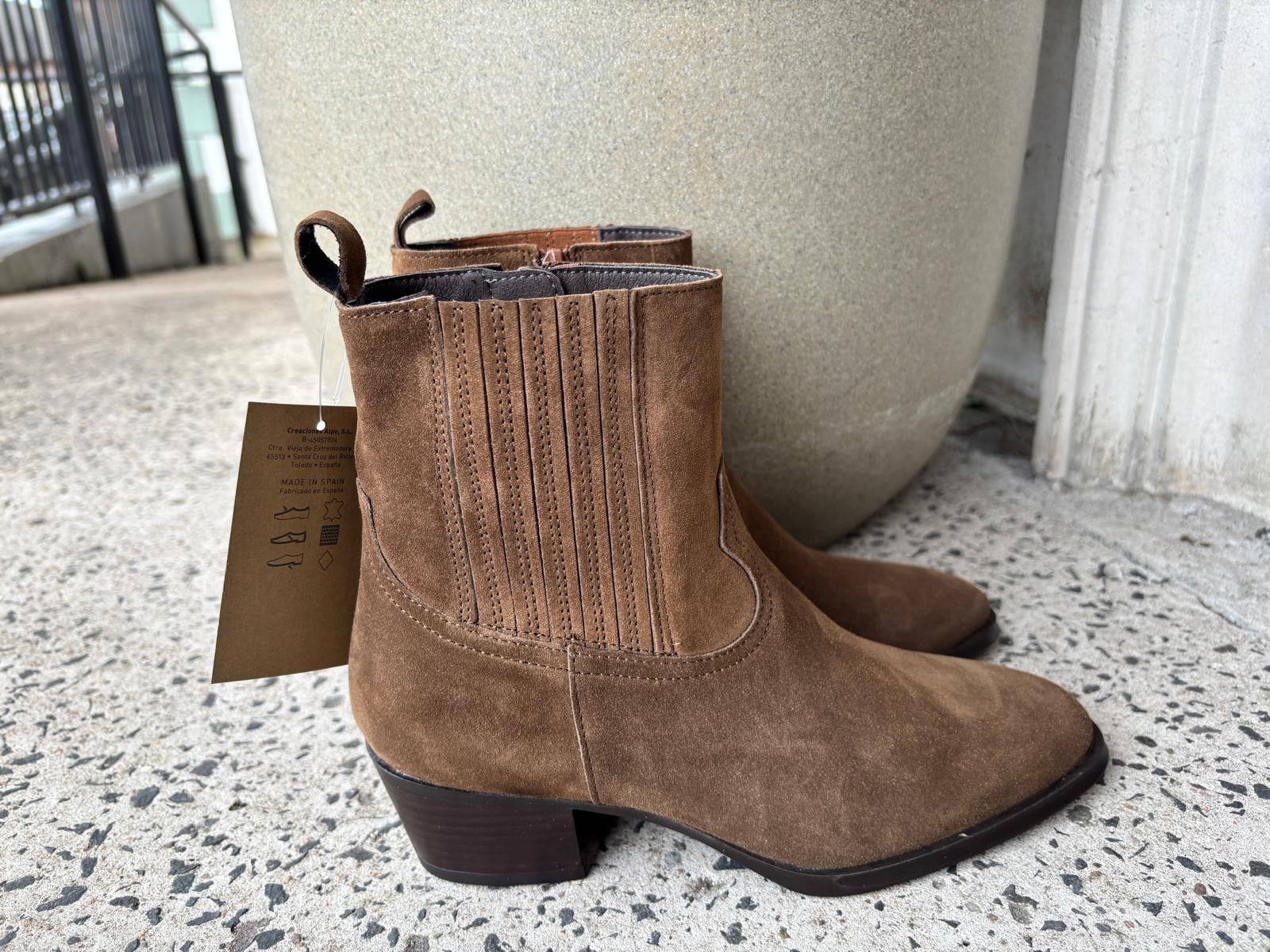 Baby Silk Boot in Brown