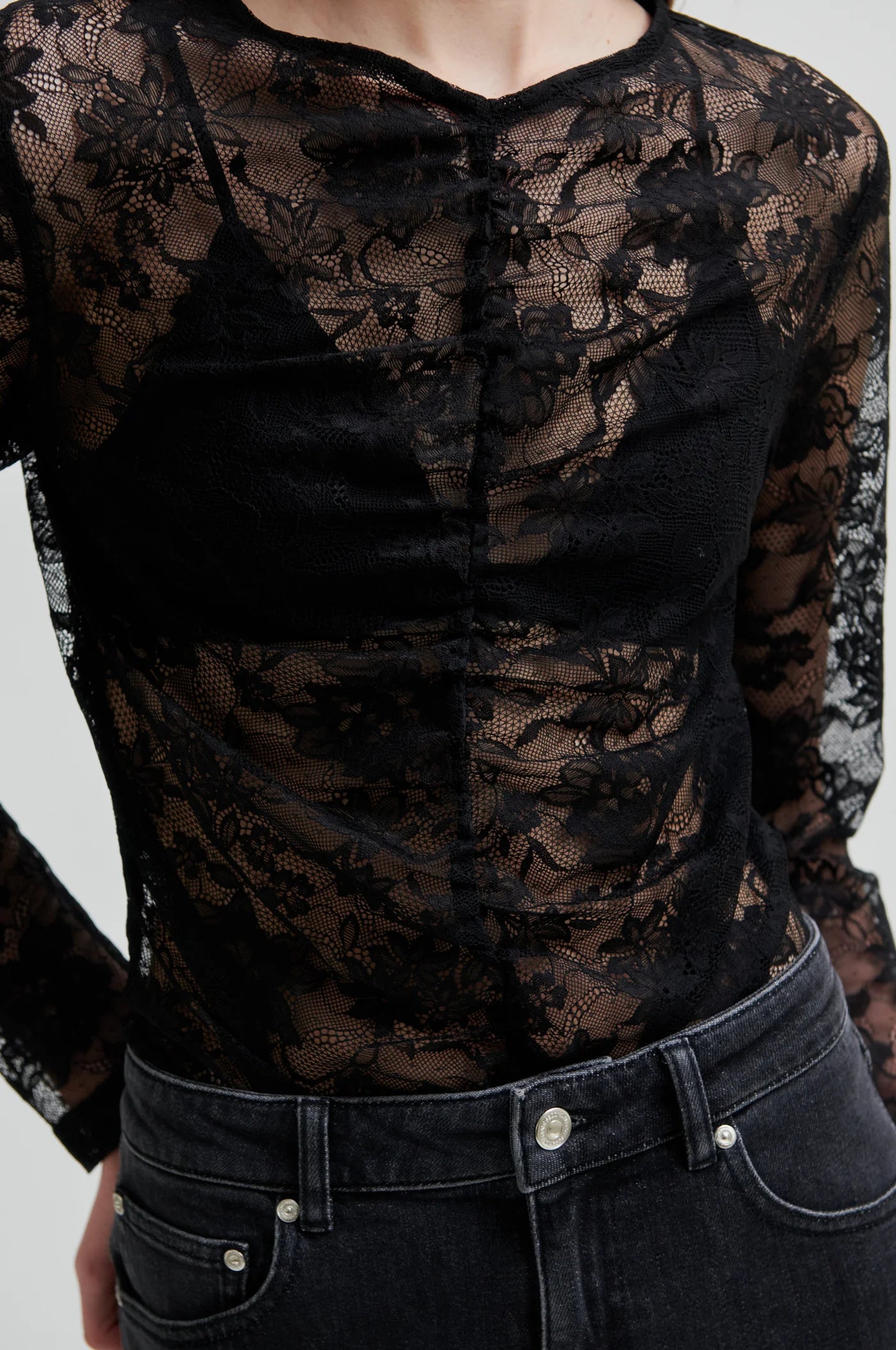 Social Tee in Black
