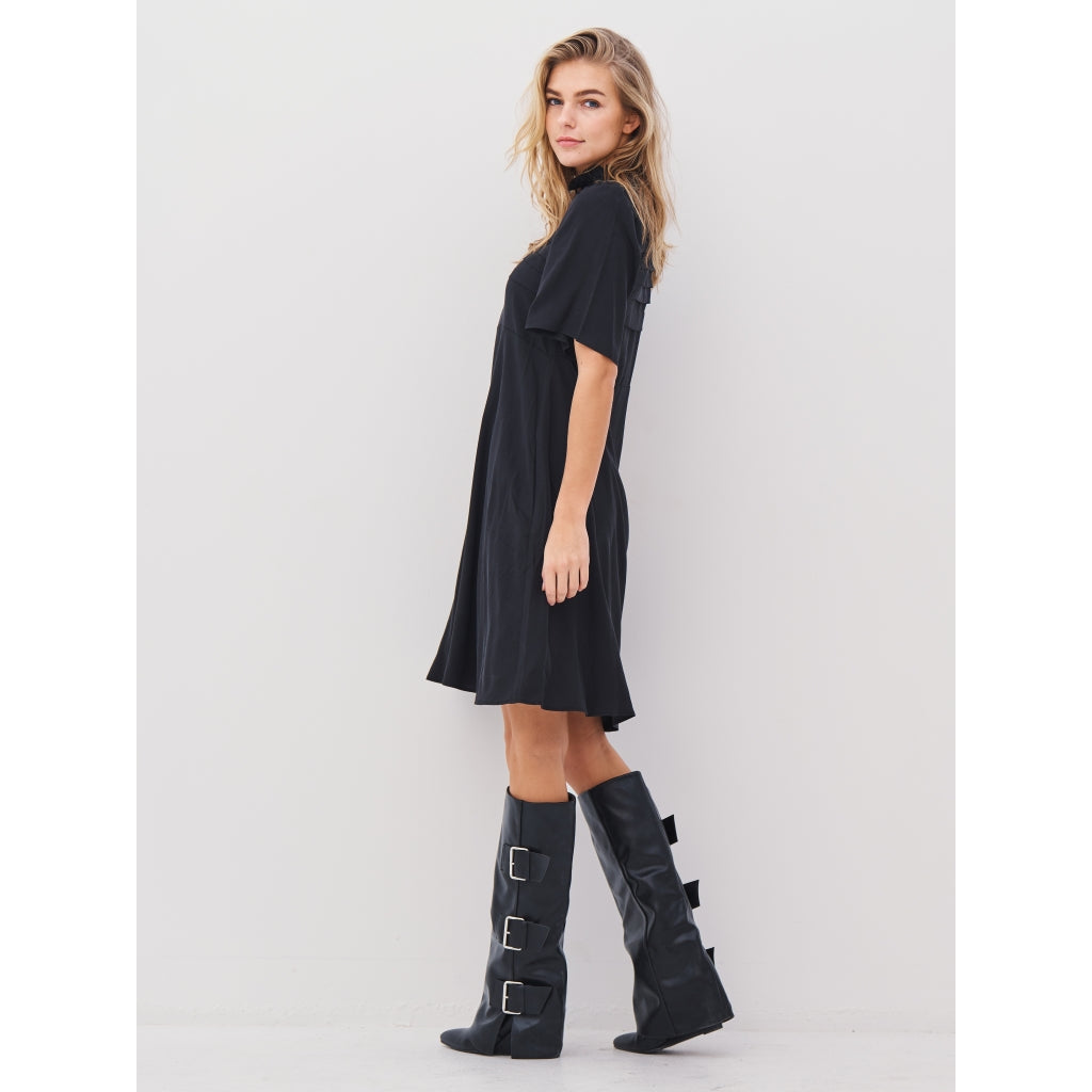 Asli Dress in Black