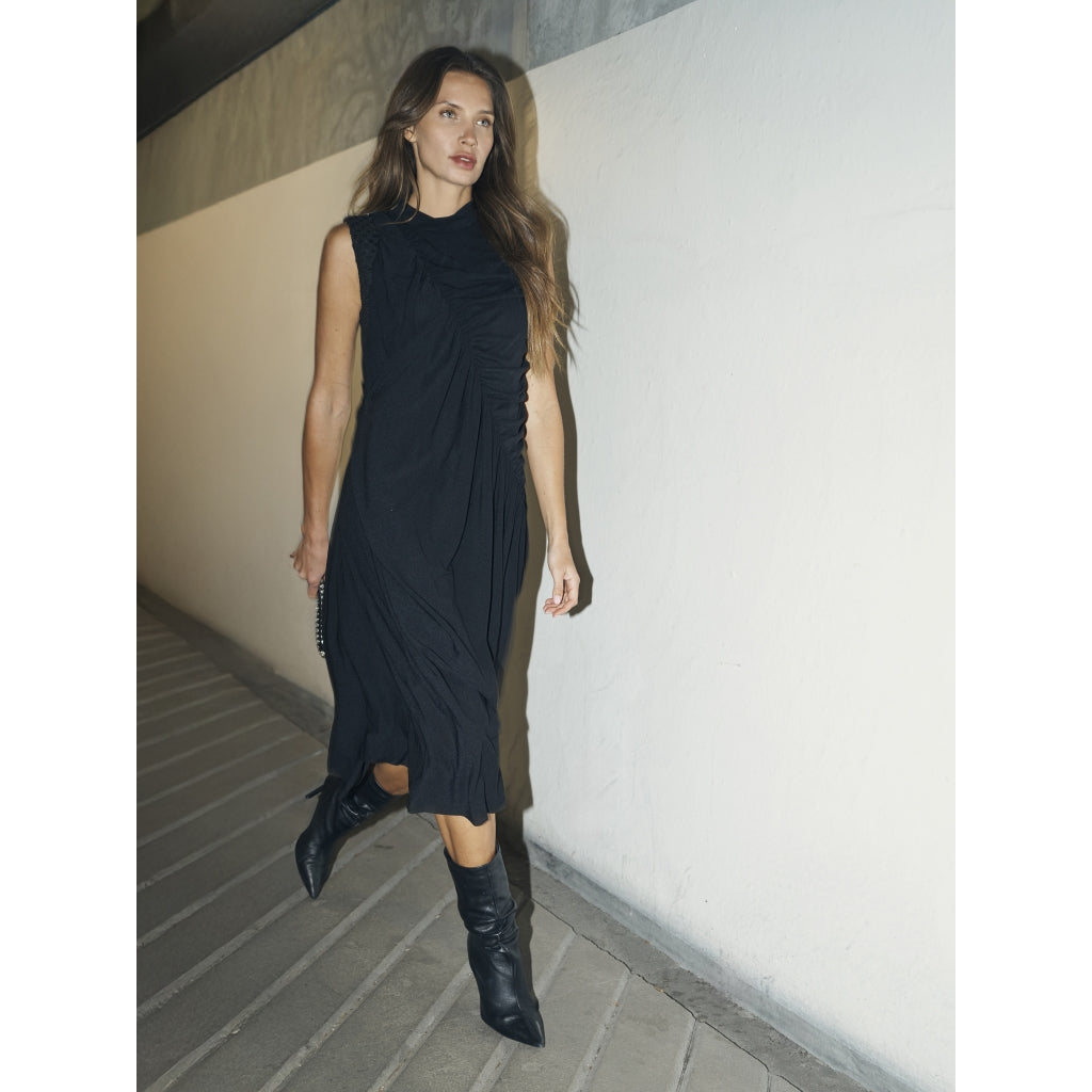 Beth Dress in Black