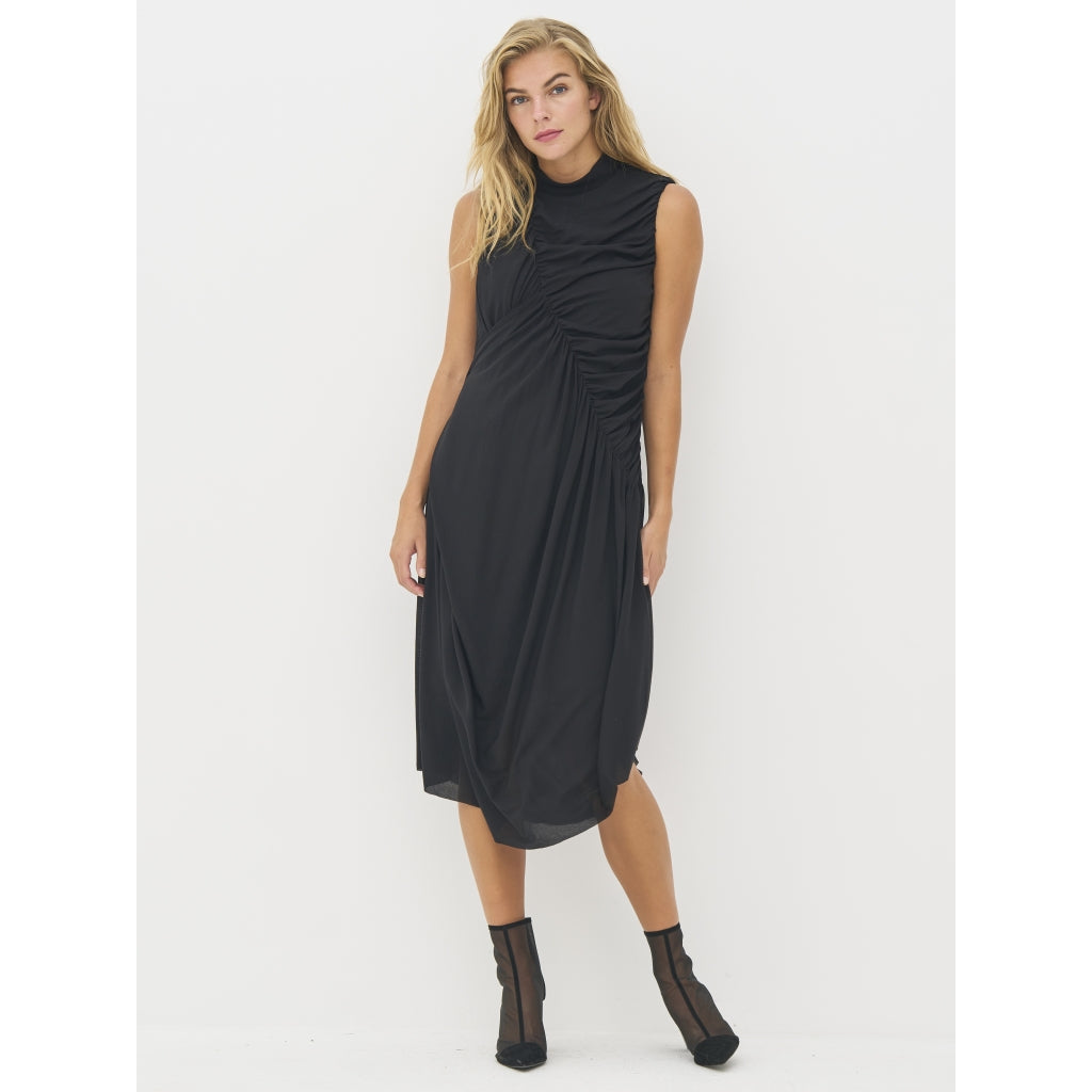 Beth Dress in Black
