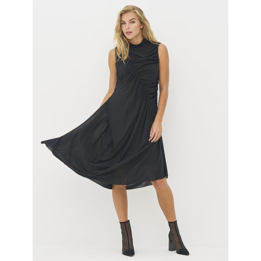 Beth Dress in Black