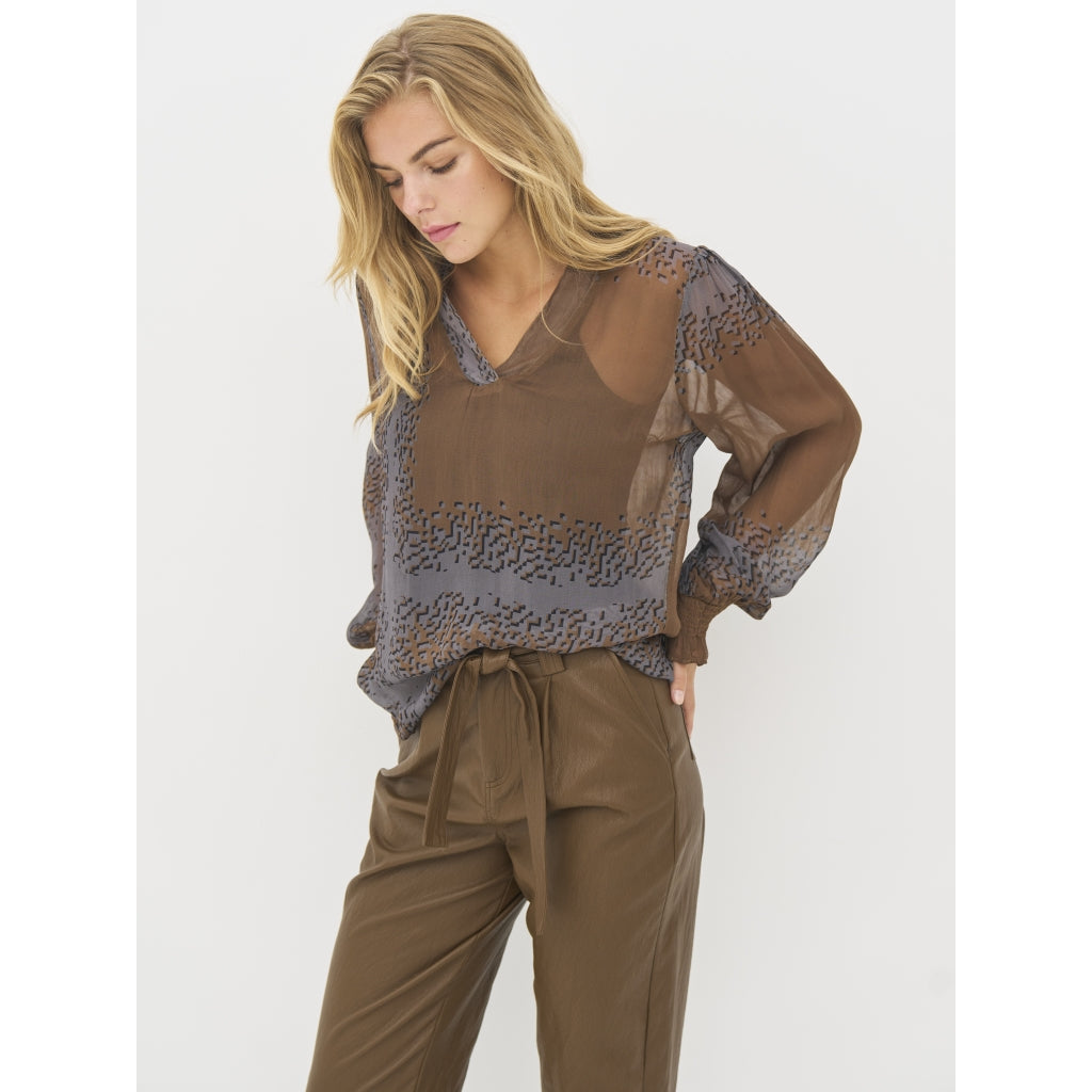 Bianca Blouse in Dark Earth Mix