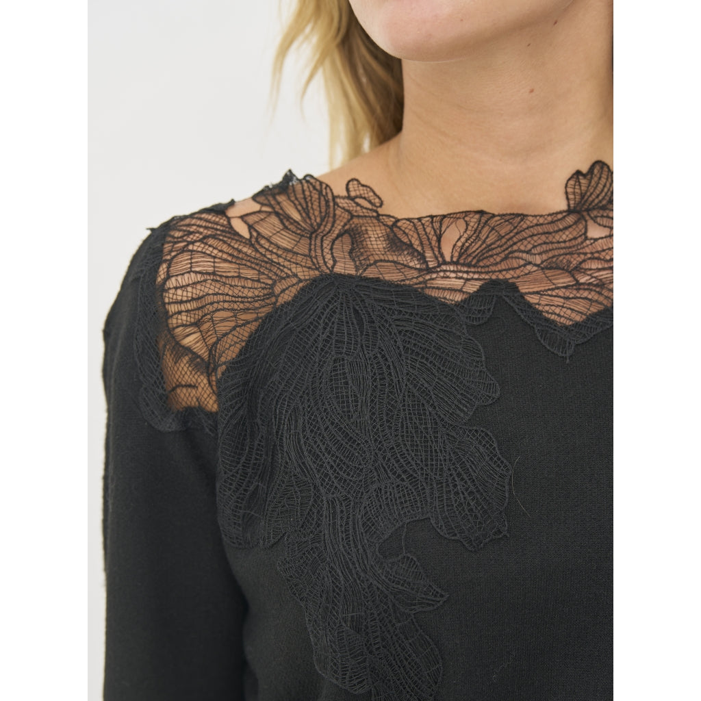 Bobbi Knit Blouse in Black