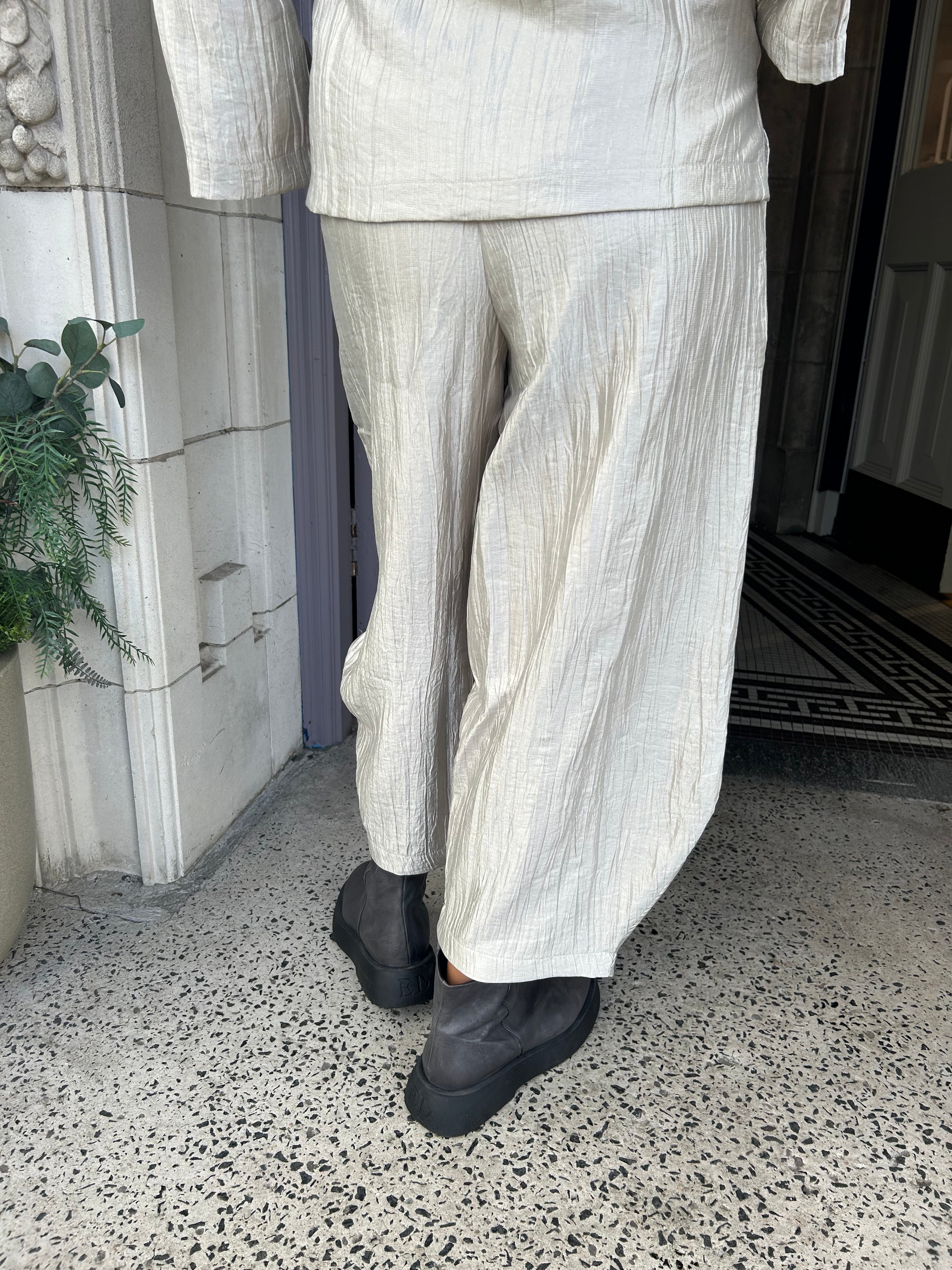 Crinkle Trouser in Ivory