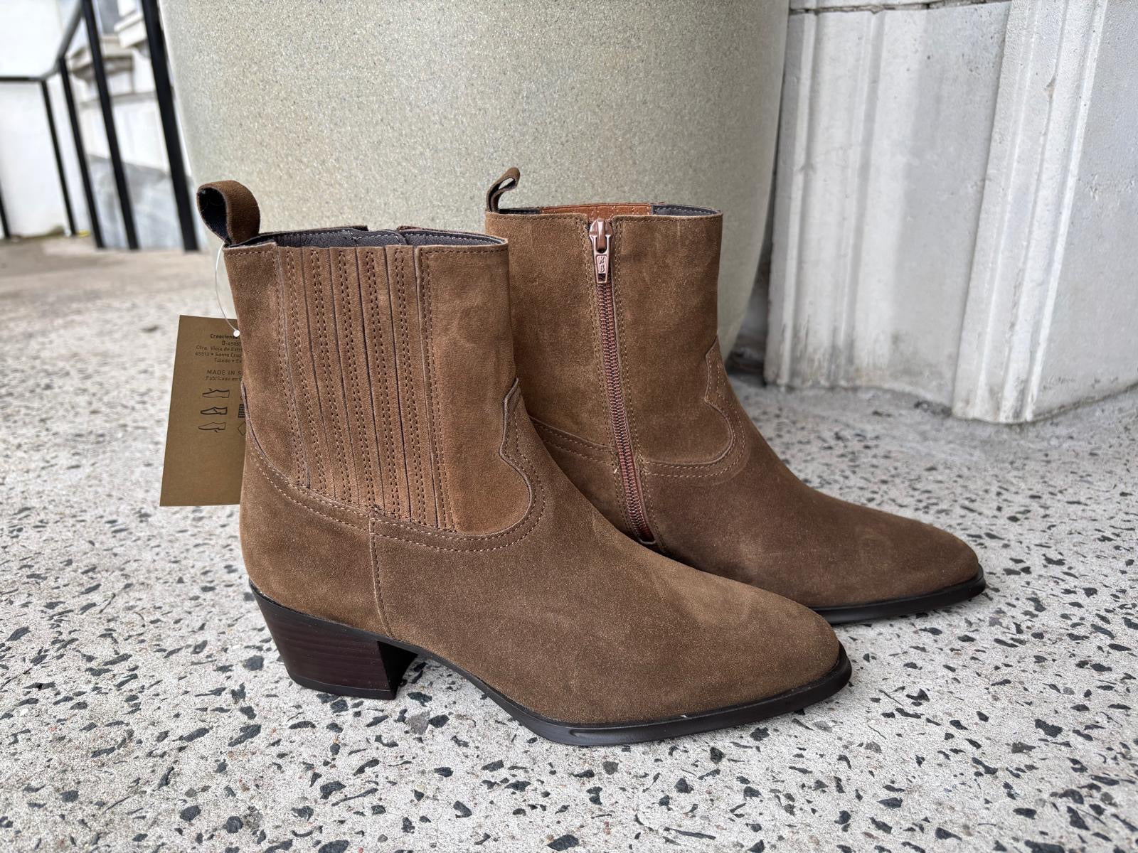Baby Silk Boot in Brown