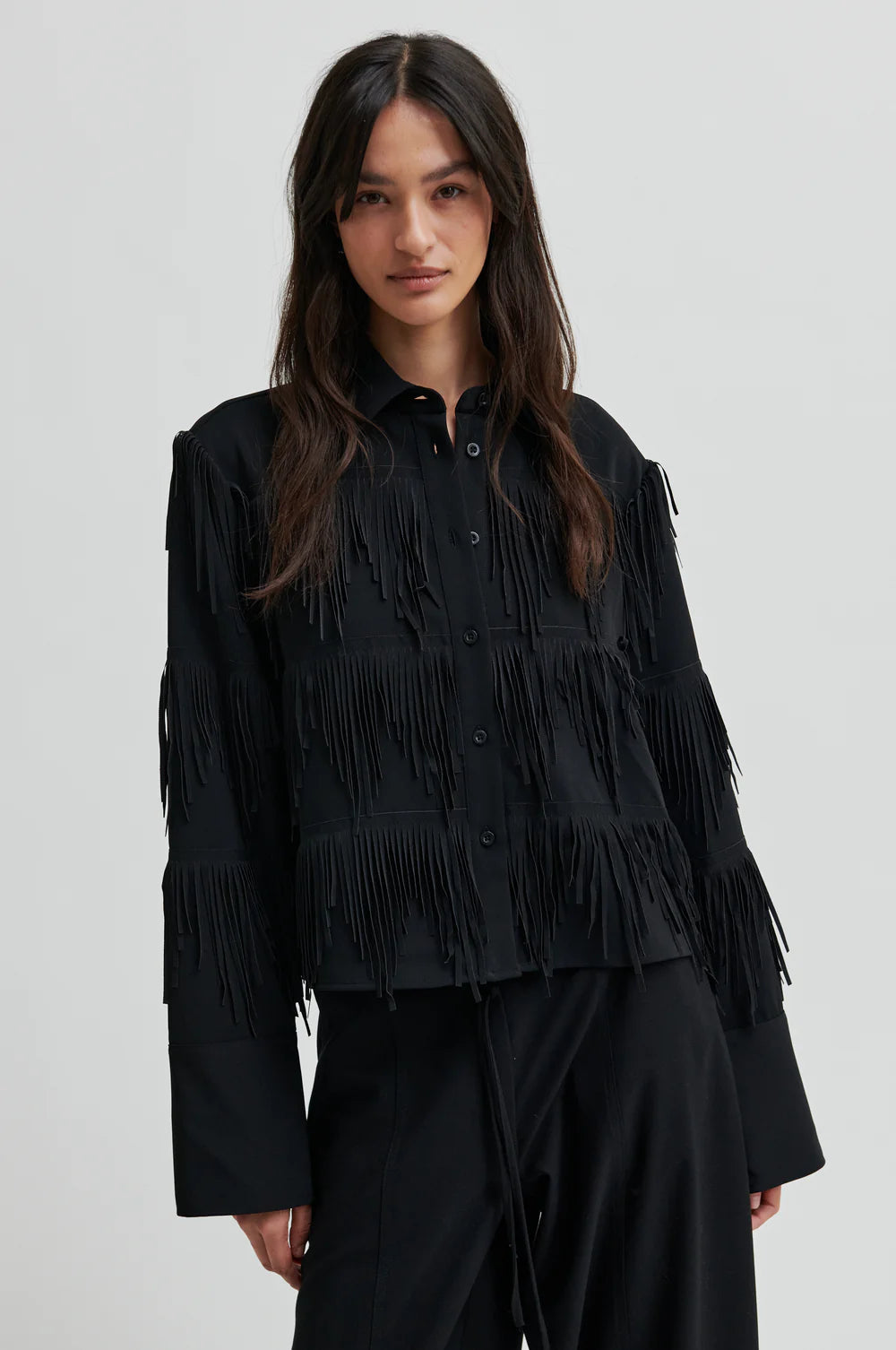 Dancing Cropped Shirt in Black