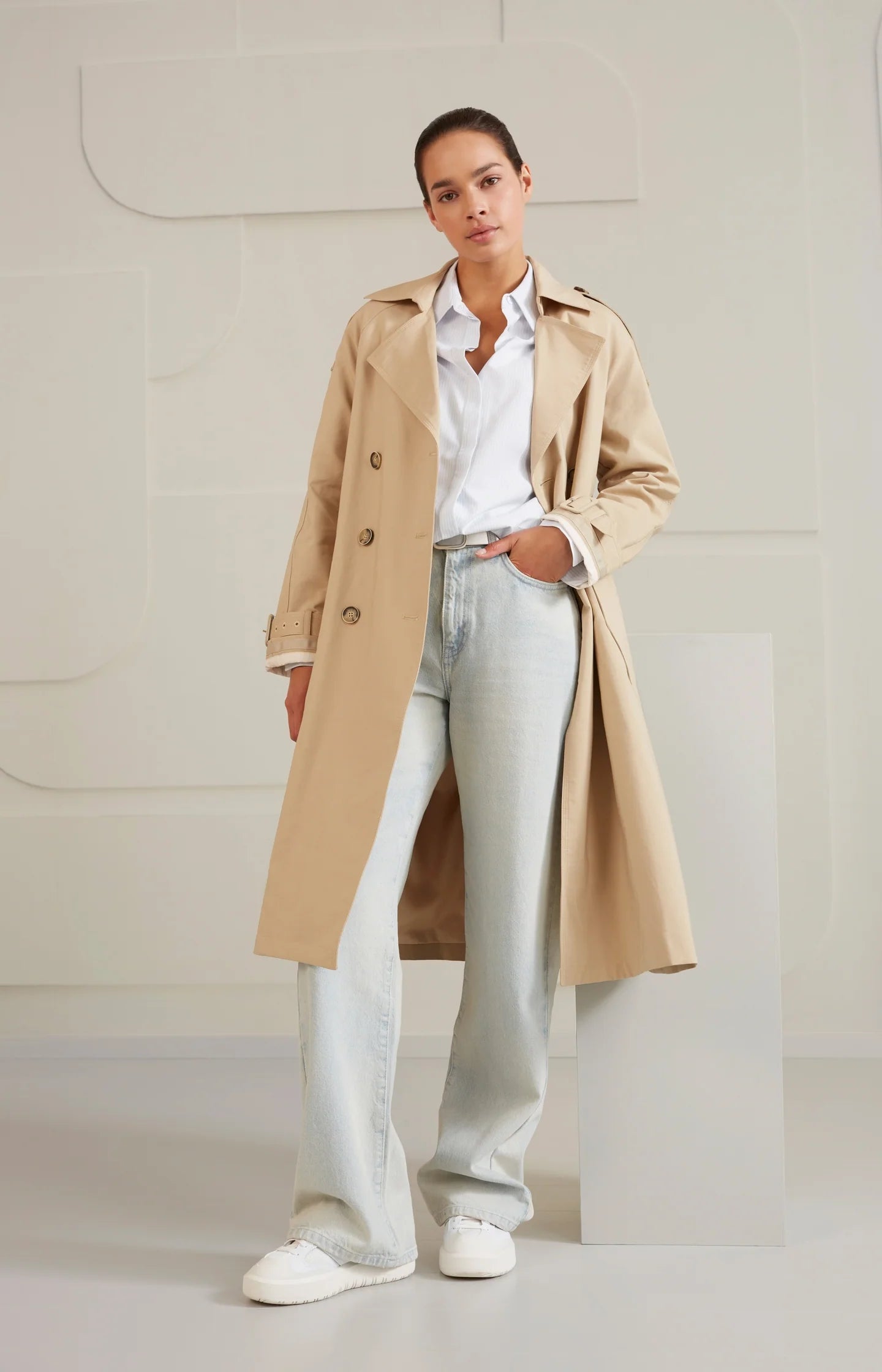 Double Breasted Trench Coat in White Pepper Beige