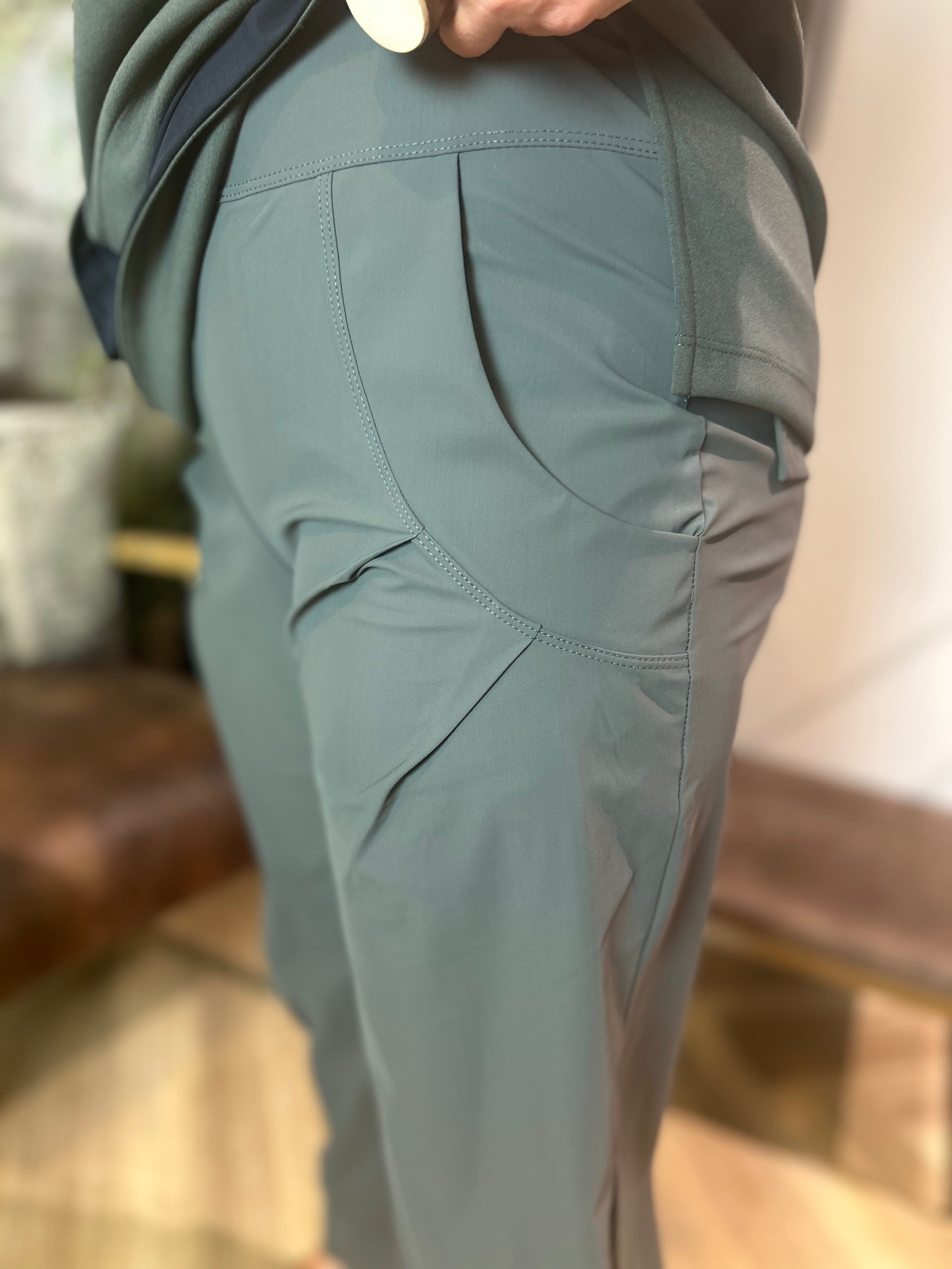 Cuff Trouser in Forest