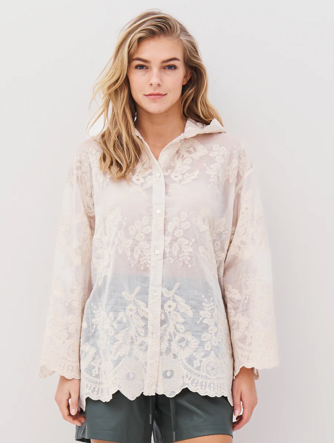 Avina Shirt in Bone