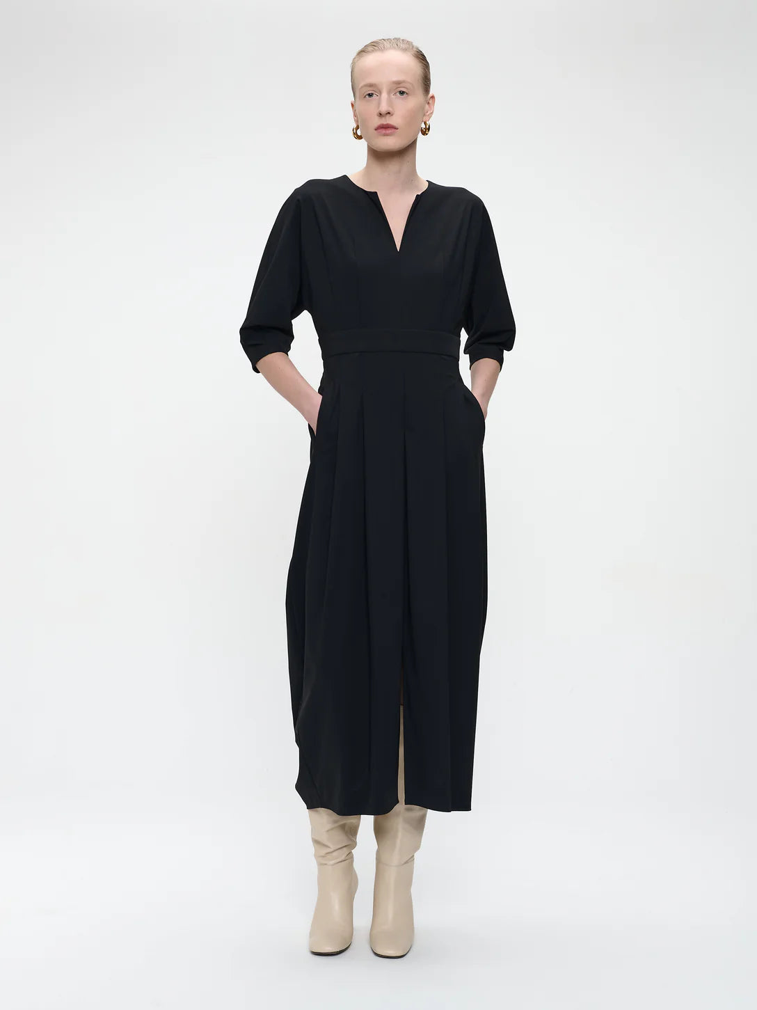 Gaara Dress in Black