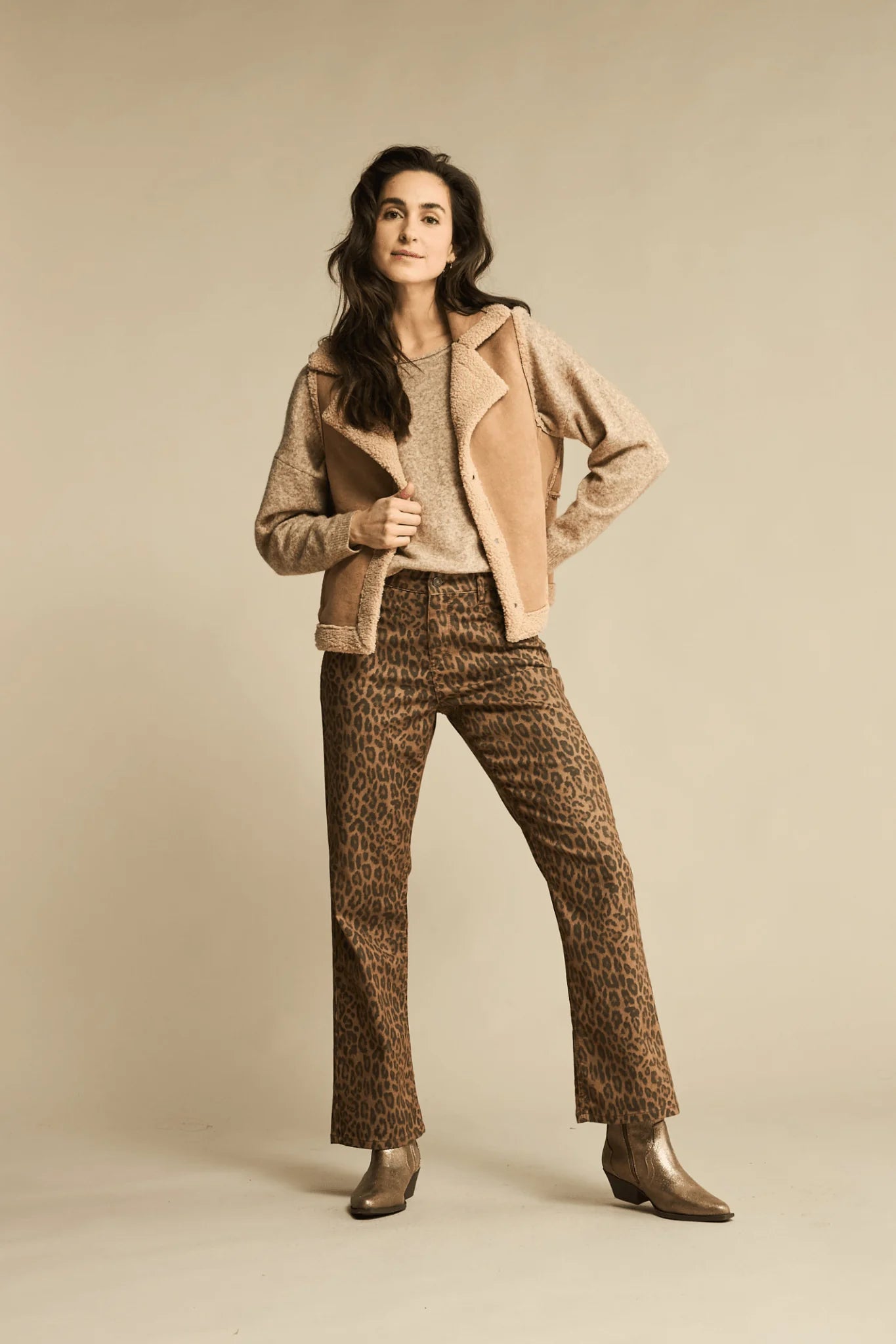 Kim Leopard Trouser in Mid Brown