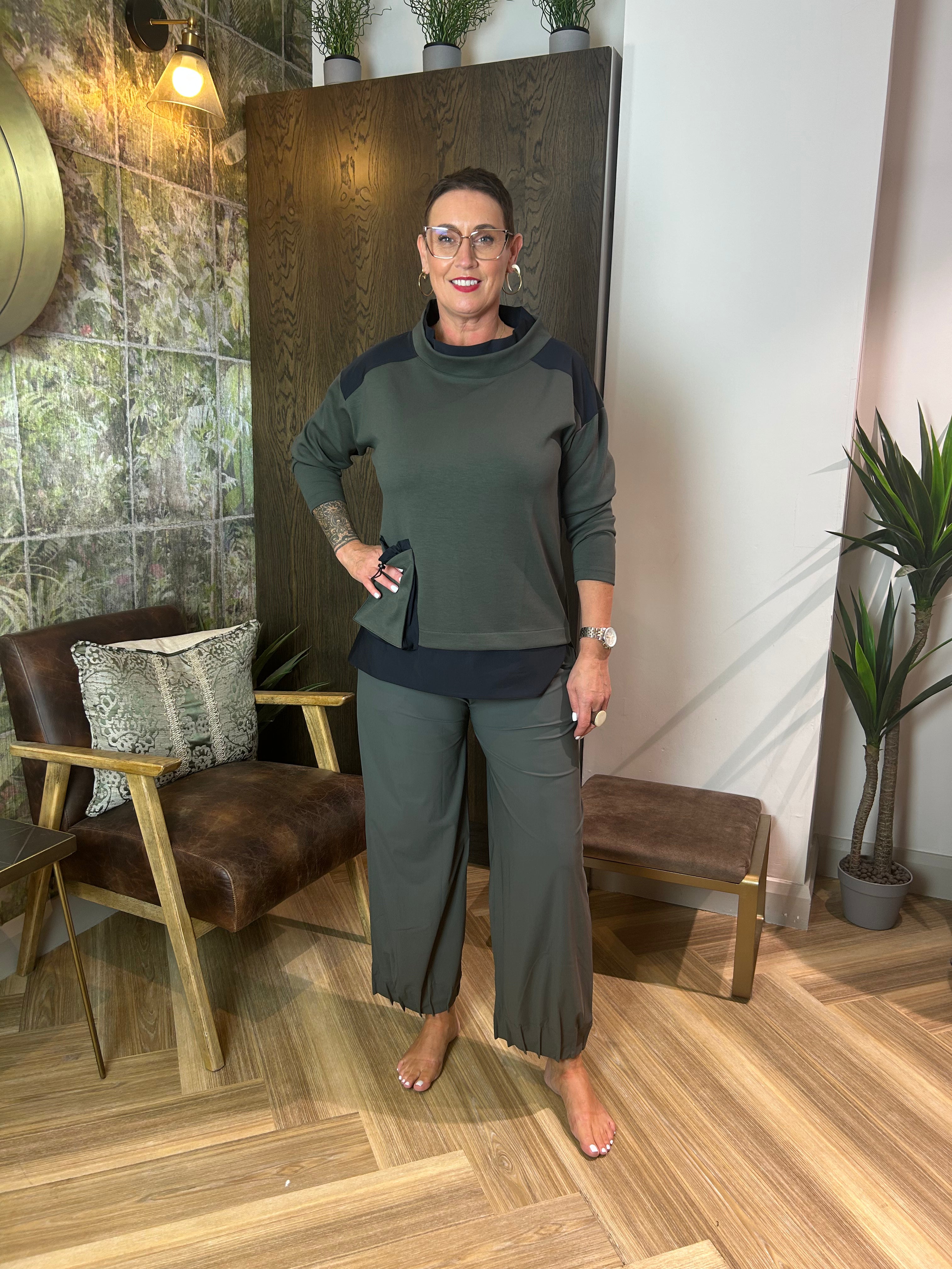 Wide Leg Trouser with Tuck Hem Detail in Forest
