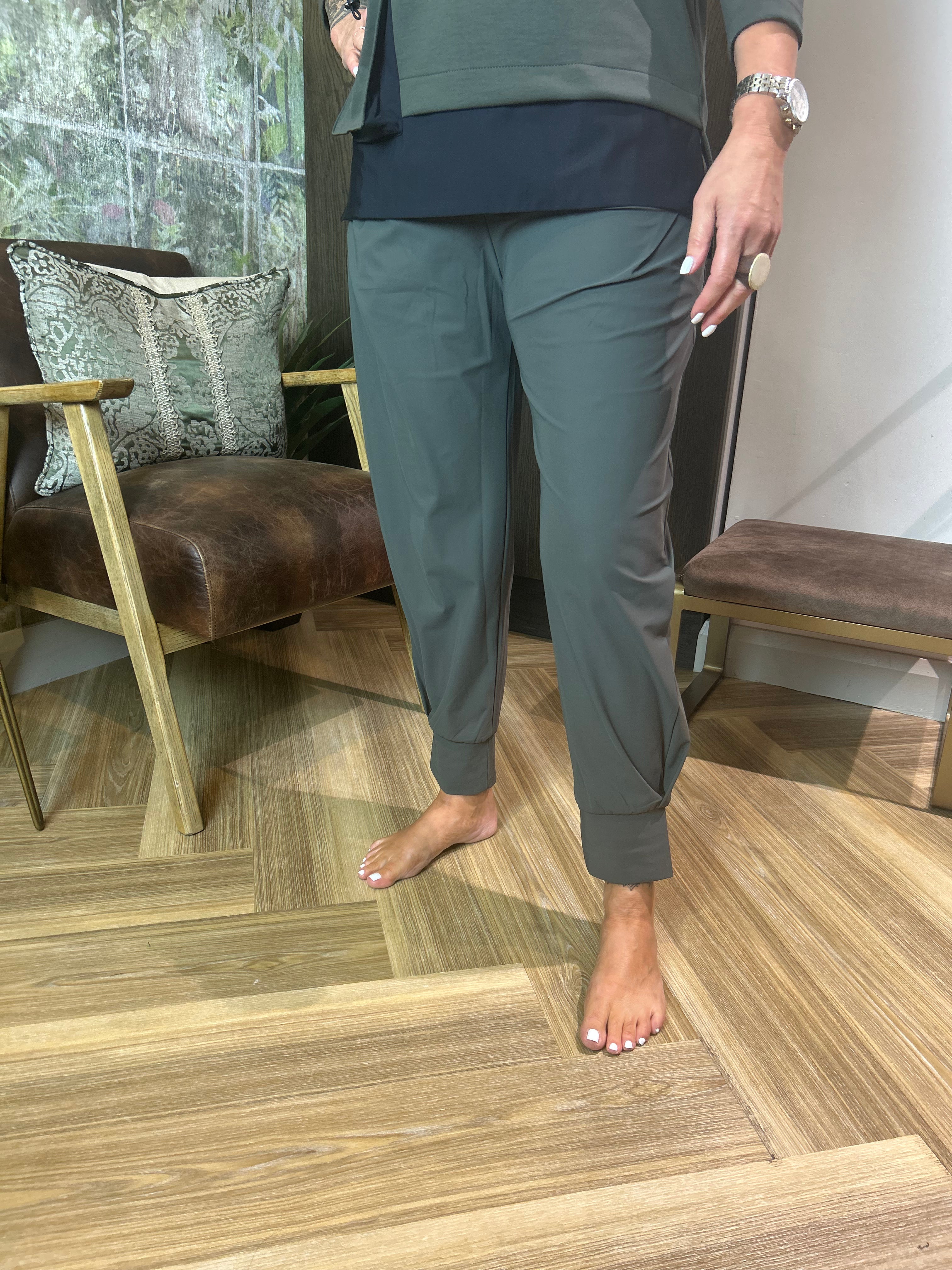 Cuff Trouser in Forest